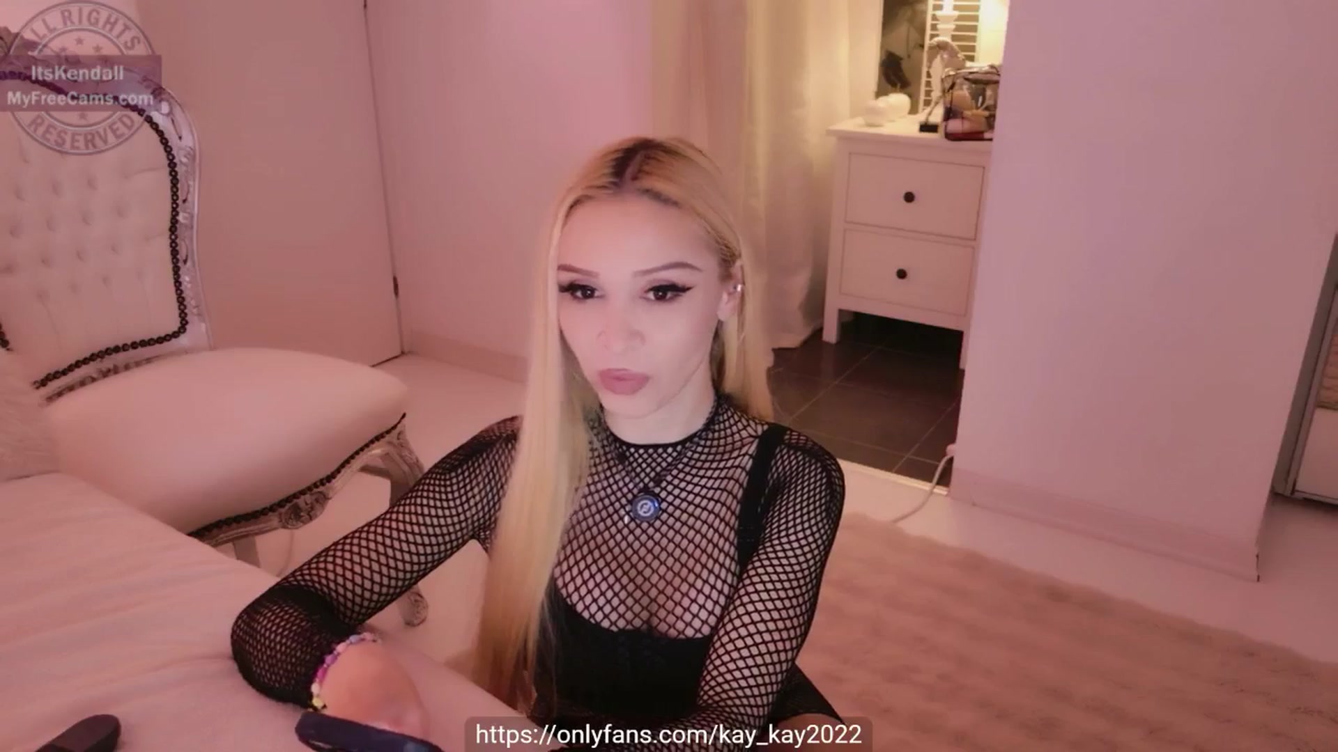 Gallery image thumbnail from ItsKendall's myfreecams stream on, 04/11/2026, 18:32 image 9 of 20