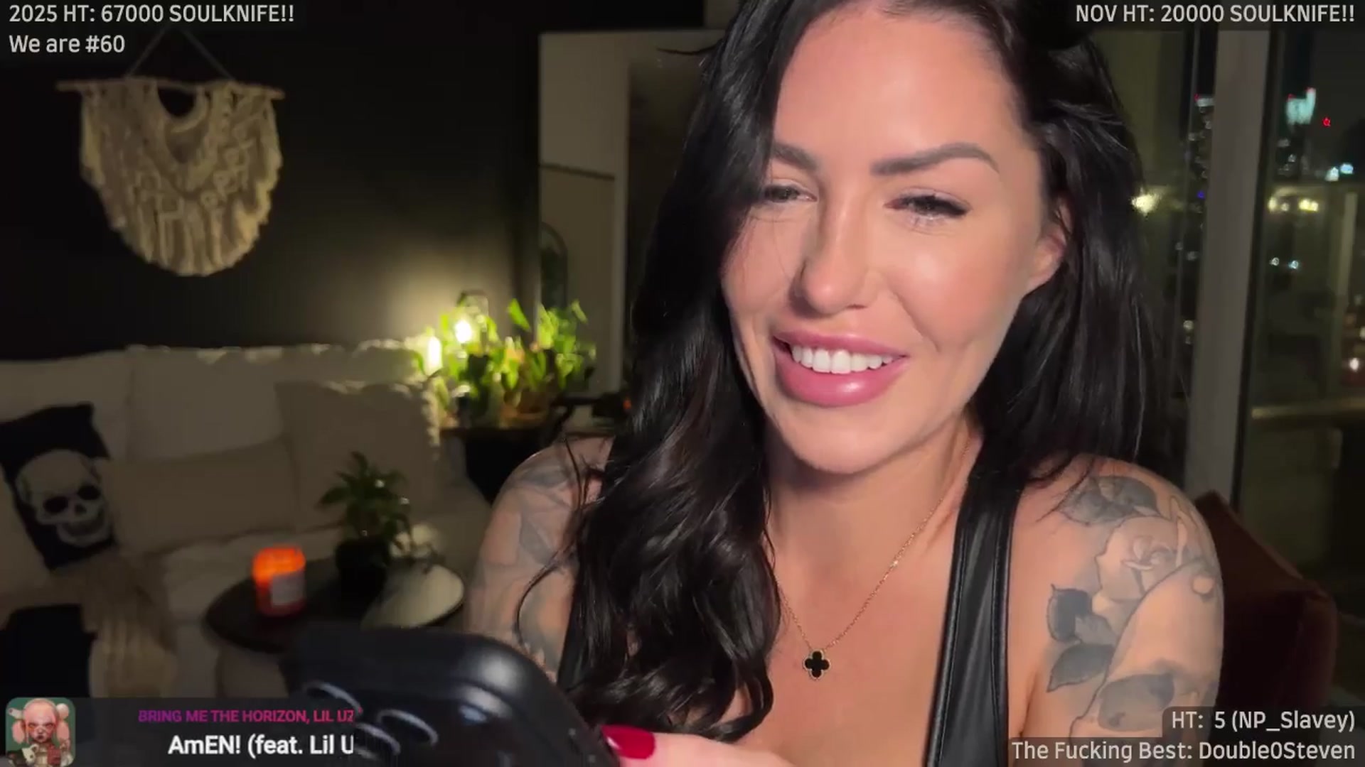 Gallery image thumbnail from ItsKylieEh's myfreecams stream on, 11/04/2025, 03:11 image 17 of 20