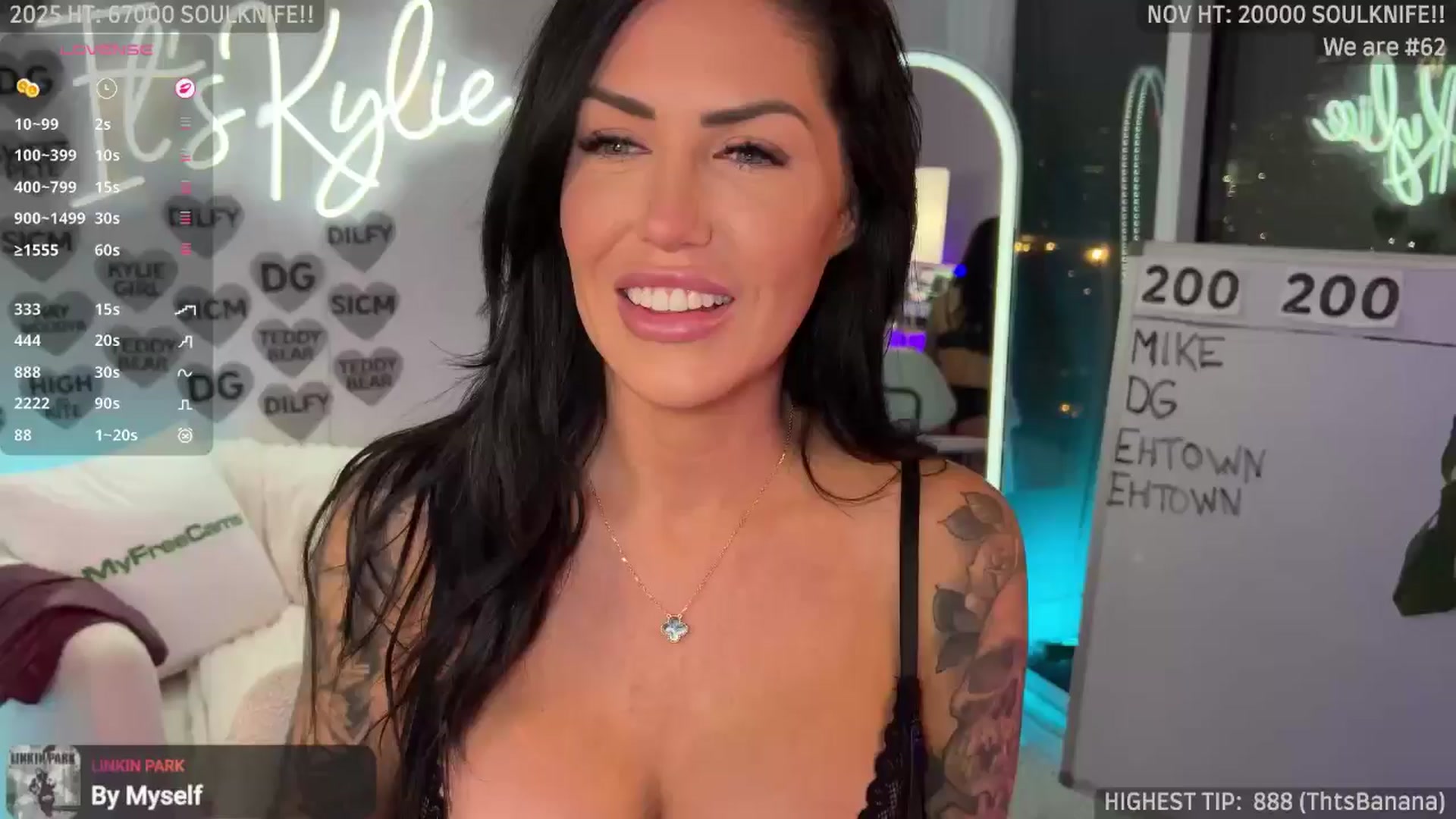 Gallery image thumbnail from ItsKylieEh's myfreecams stream on, 11/07/2025, 06:30 image 11 of 20