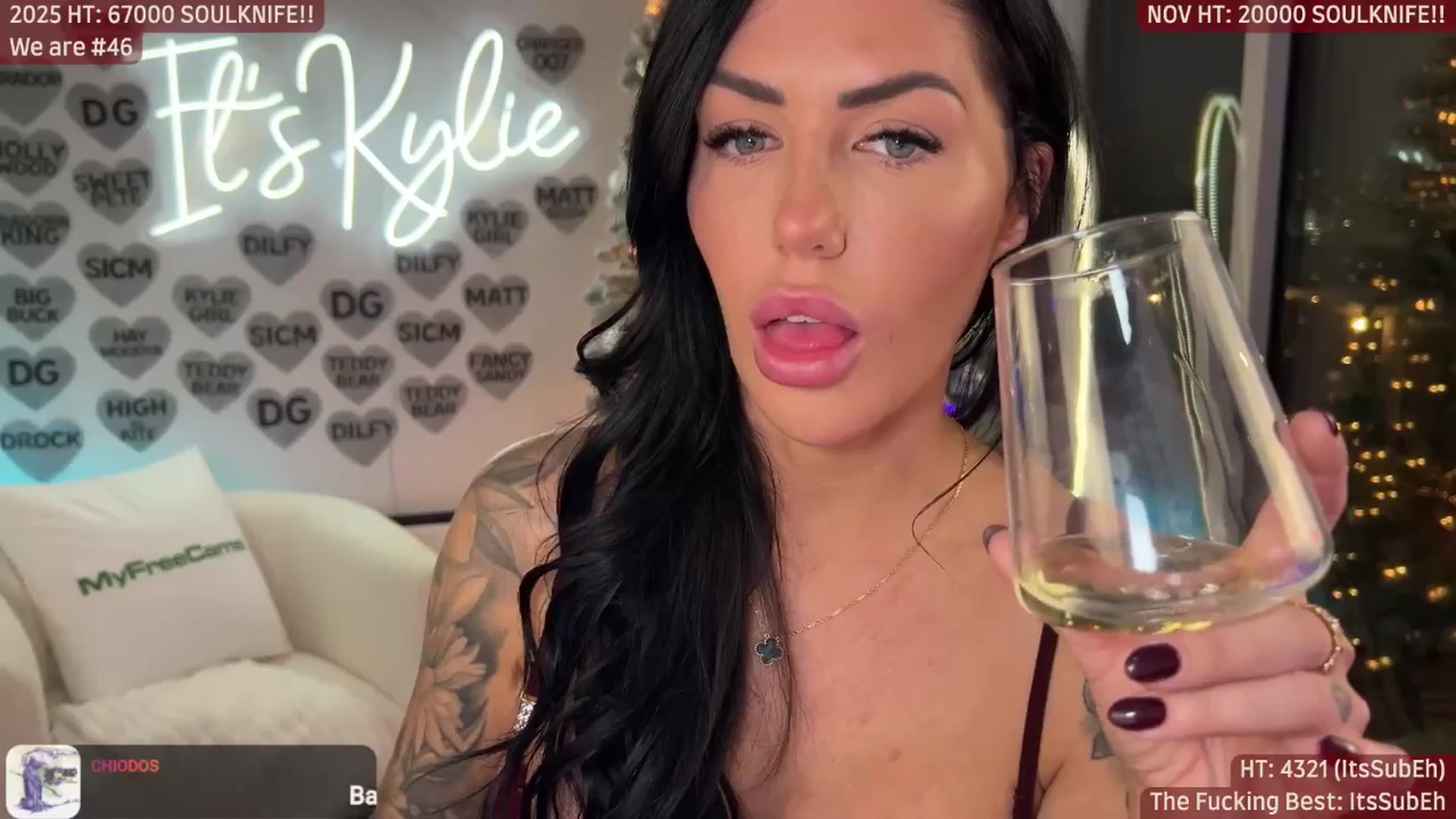 Gallery image thumbnail from ItsKylieEh's myfreecams stream on, 11/21/2025, 05:15 image 6 of 20