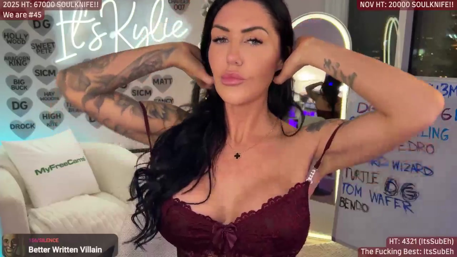 Gallery image thumbnail from ItsKylieEh's myfreecams stream on, 11/21/2025, 06:04 image 12 of 20