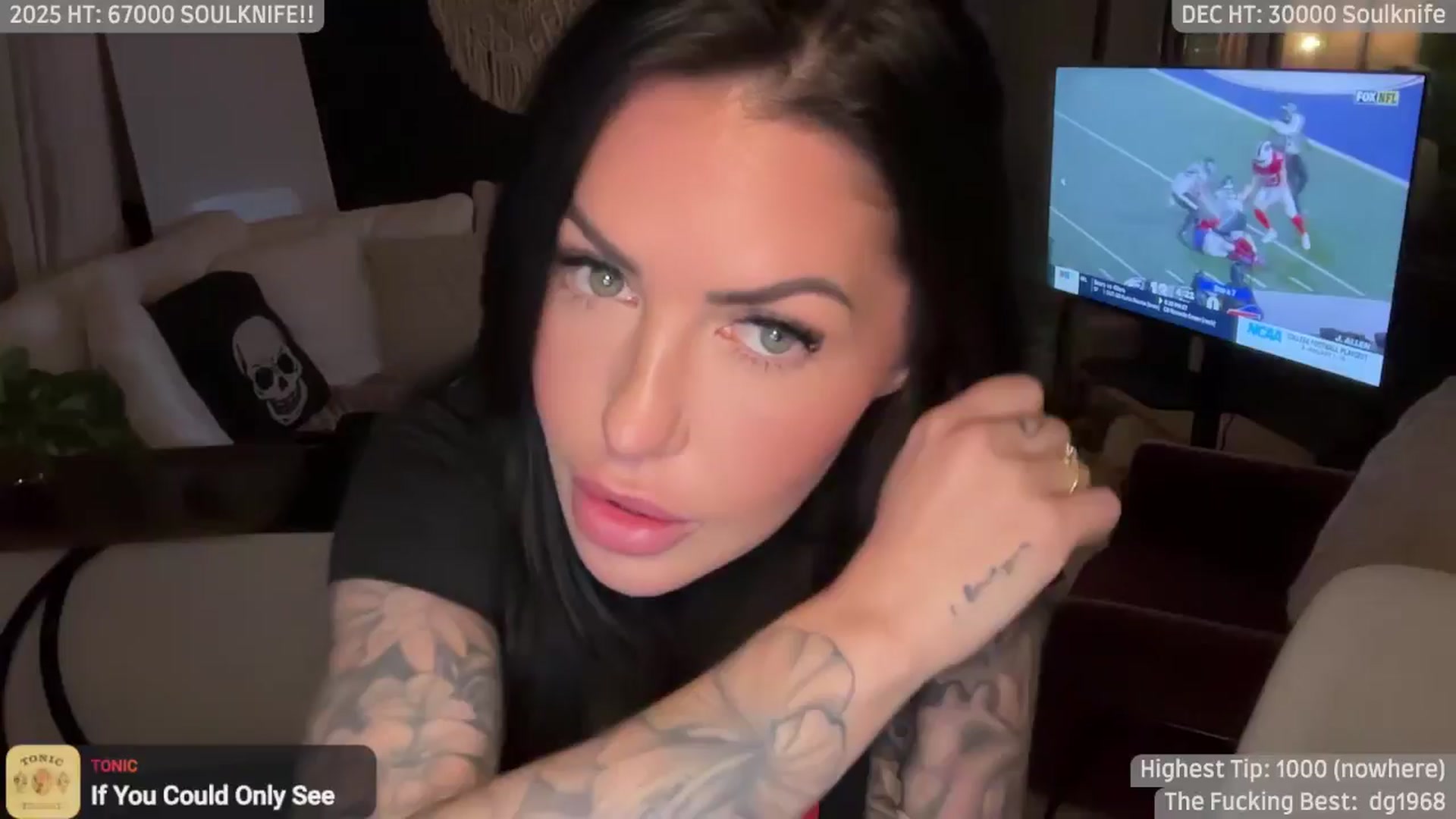 Gallery image thumbnail from ItsKylieEh's myfreecams stream on, 12/29/2025, 04:07 image 4 of 20