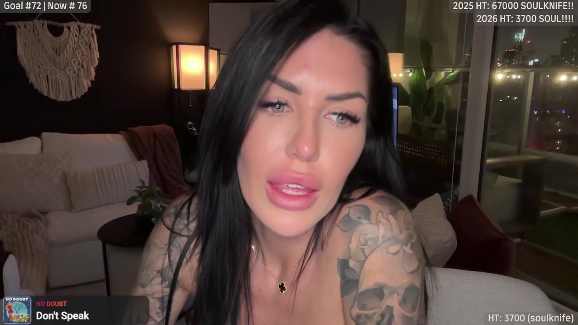 Gallery image thumbnail from ItsKylieEh's myfreecams stream on, 01/05/2026, 05:32 image 16 of 20