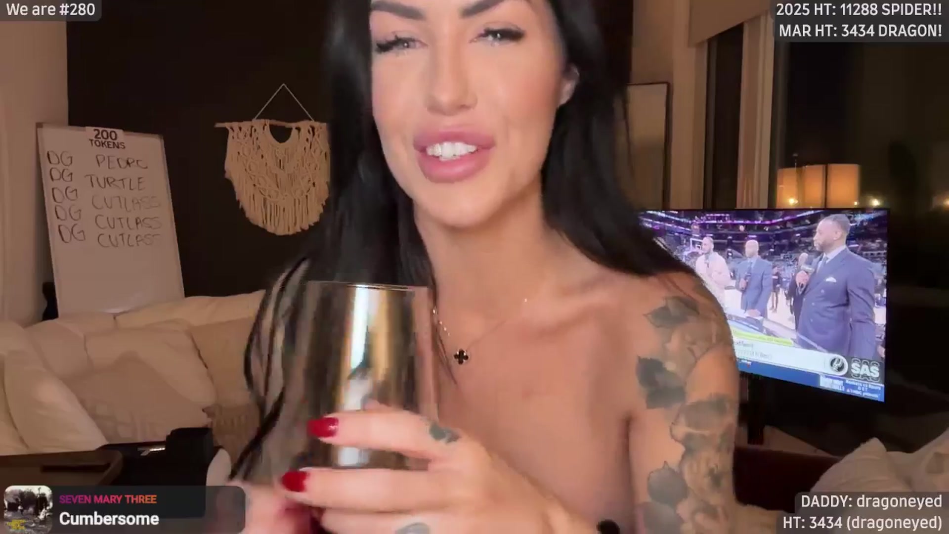 Gallery image thumbnail from ItsKylieEh's myfreecams stream on, 03/09/2026, 24:39 image 18 of 20