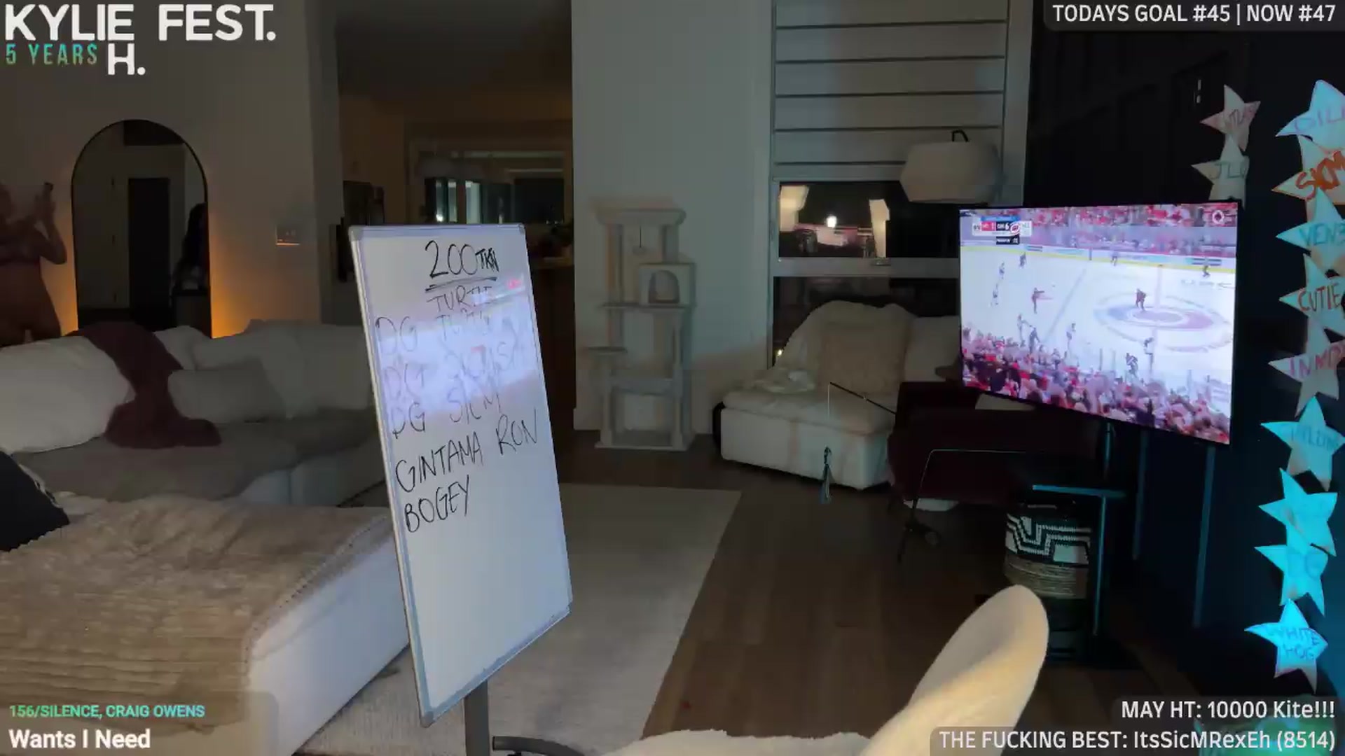 Gallery image thumbnail from ItsKylieEh's myfreecams stream on, 05/30/2026, 04:12 image 13 of 20
