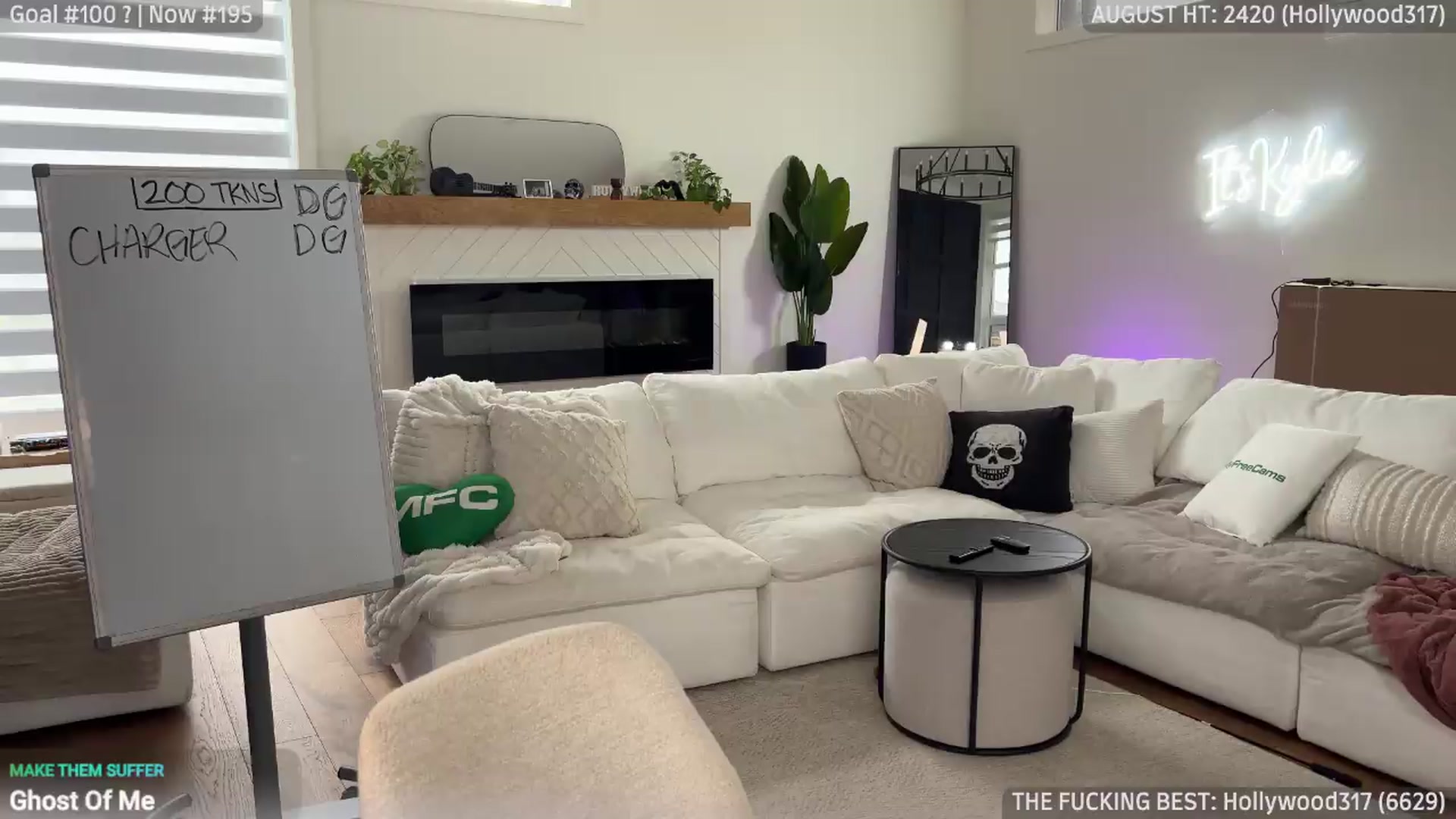 Gallery image thumbnail from ItsKylieEh's myfreecams stream on, 08/02/2026, 23:23 image 15 of 20