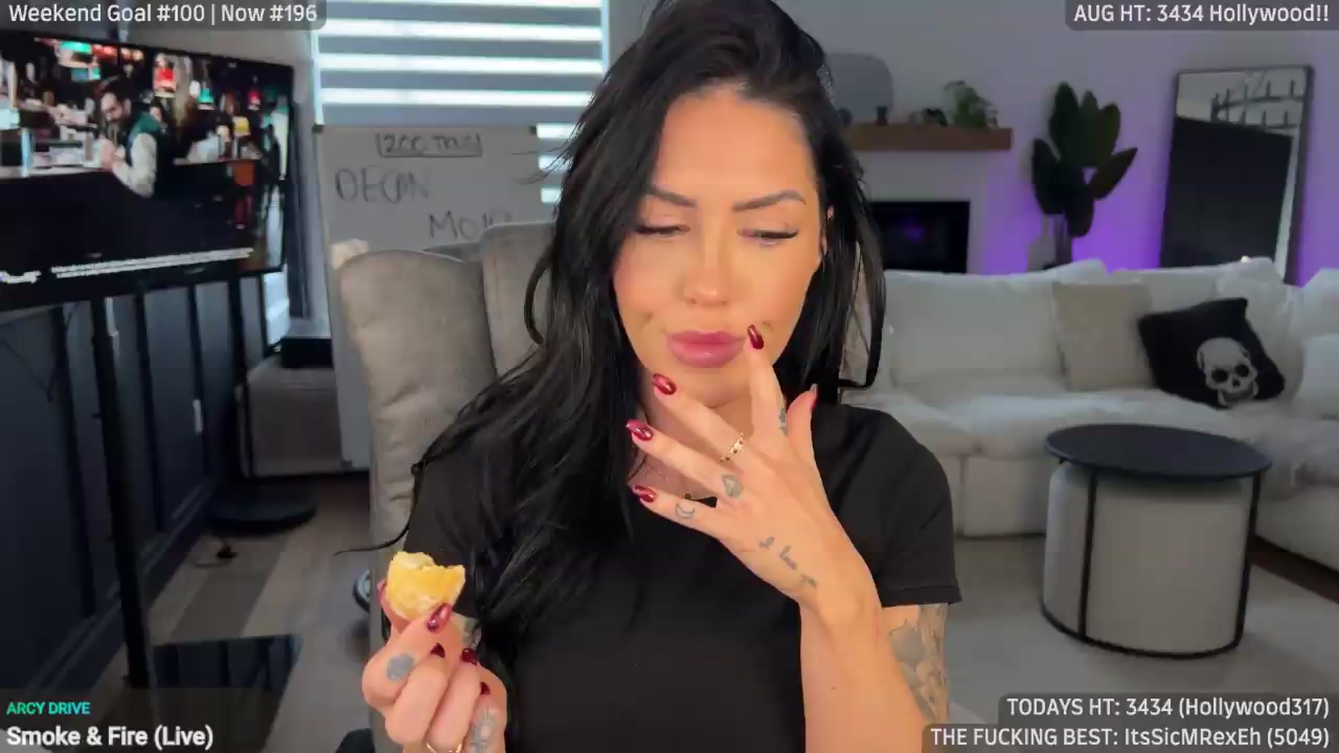 Gallery image thumbnail from ItsKylieEh's myfreecams stream on, 08/22/2026, 04:04 image 1 of 20