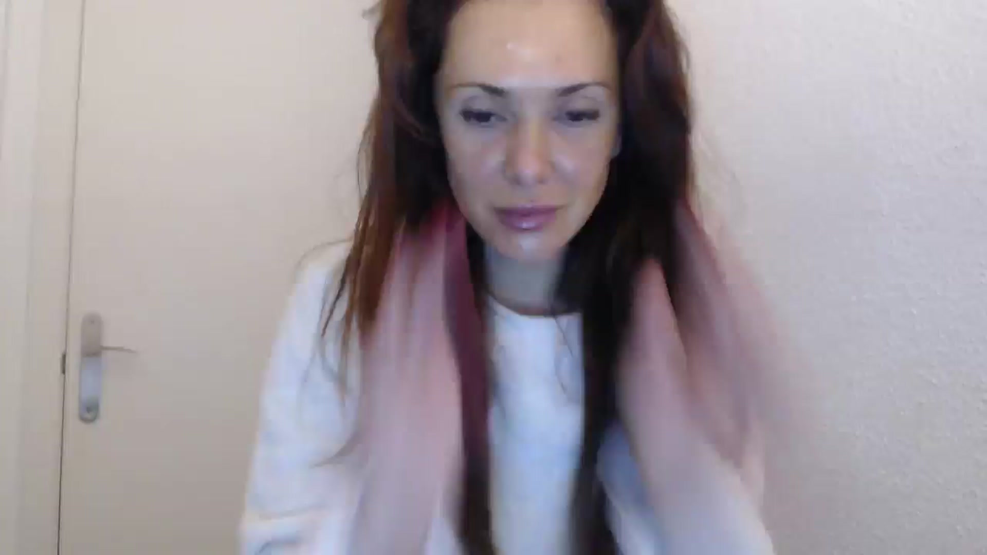 Gallery image thumbnail from ItsLizi's myfreecams stream on, 01/02/2026, 24:37 image 1 of 20