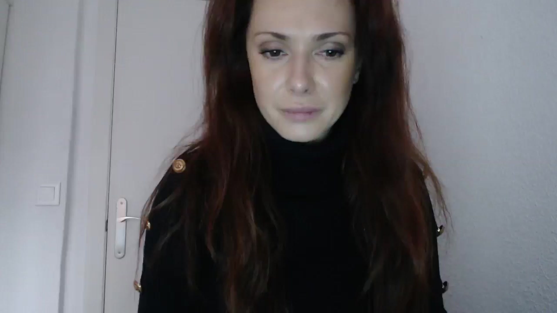 Gallery image thumbnail from ItsLizi's myfreecams stream on, 01/02/2026, 16:43 image 1 of 20