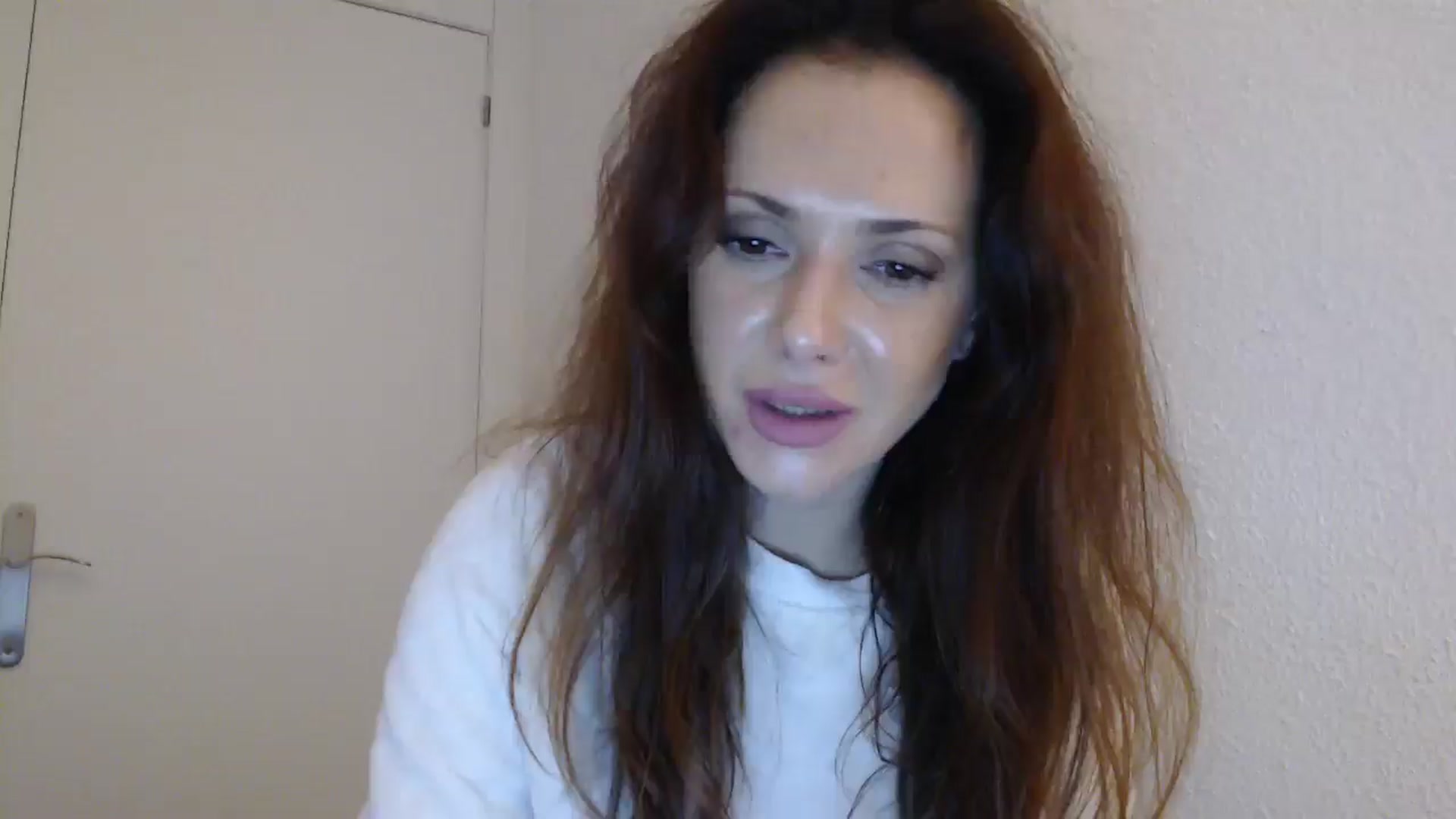 Gallery image thumbnail from ItsLizi's myfreecams stream on, 01/03/2026, 24:24 image 15 of 20