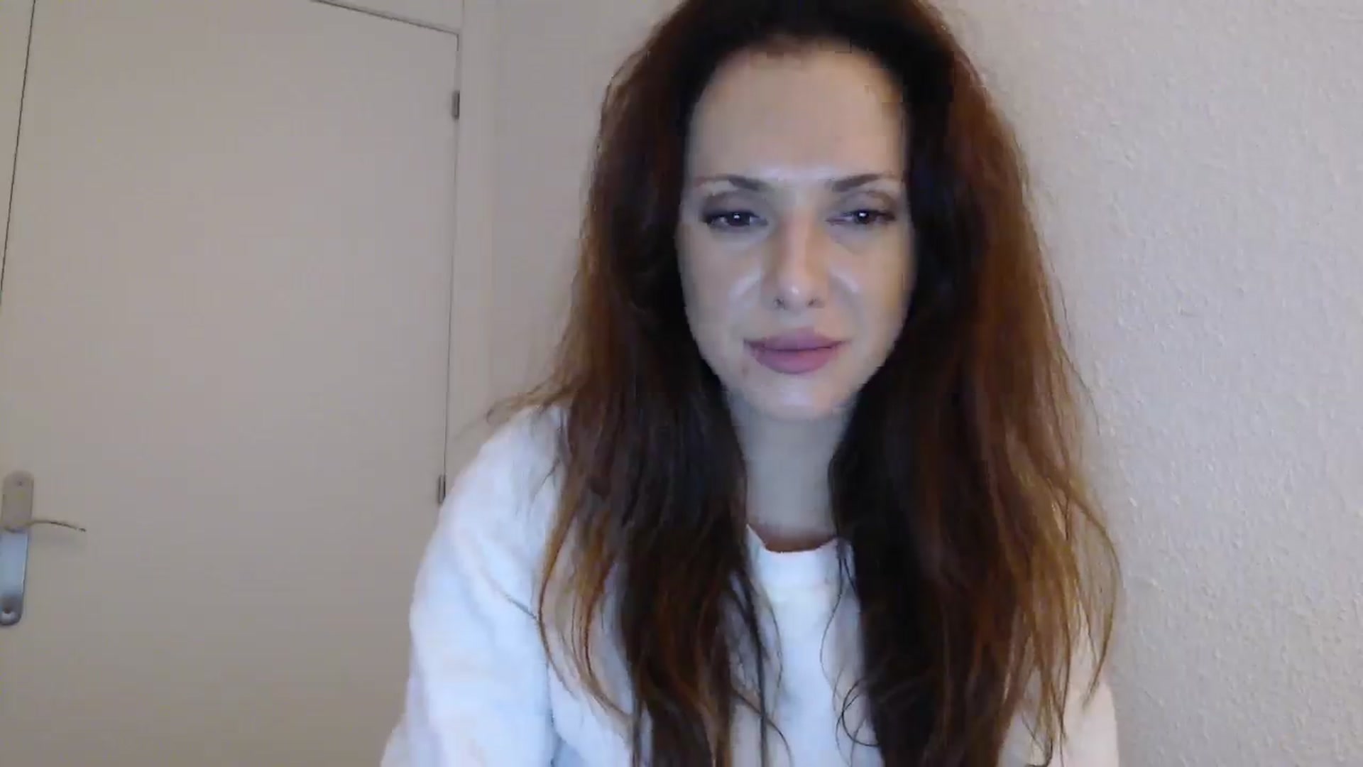 Gallery image thumbnail from ItsLizi's myfreecams stream on, 01/03/2026, 24:24 image 18 of 20