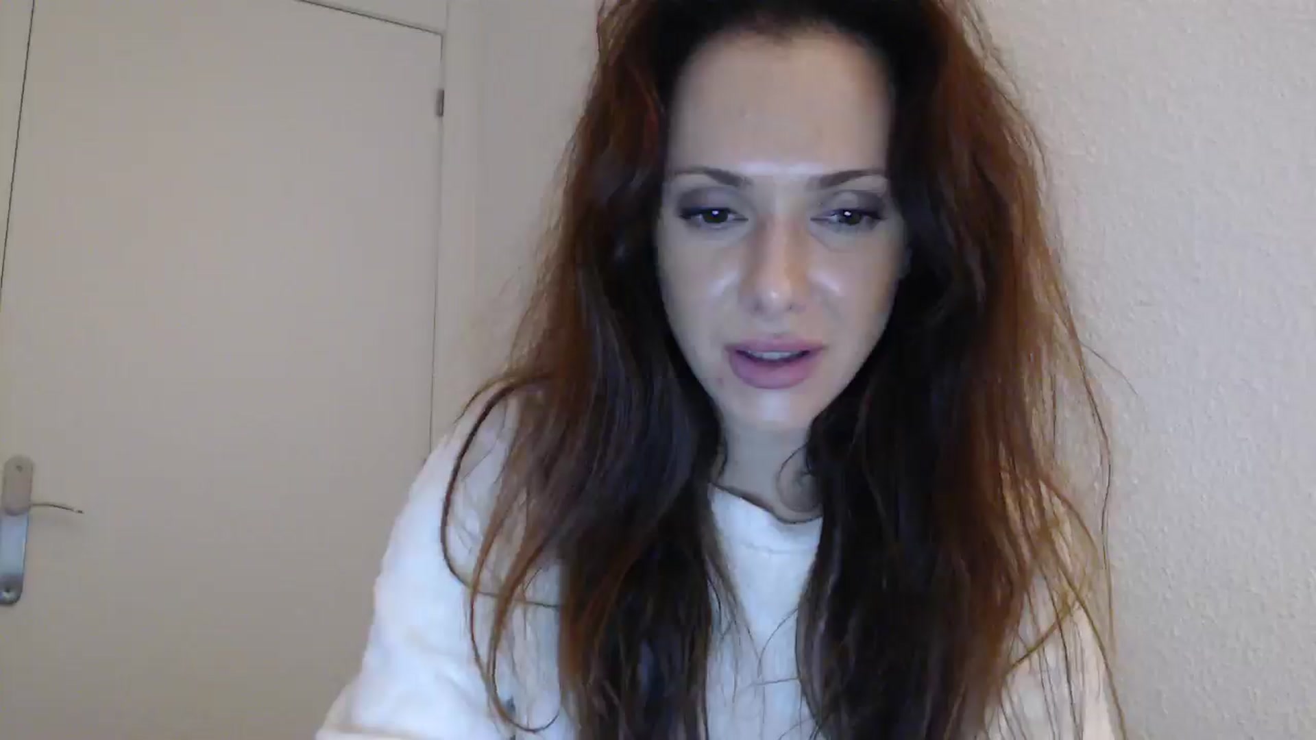 Gallery image thumbnail from ItsLizi's myfreecams stream on, 01/03/2026, 24:24 image 8 of 20