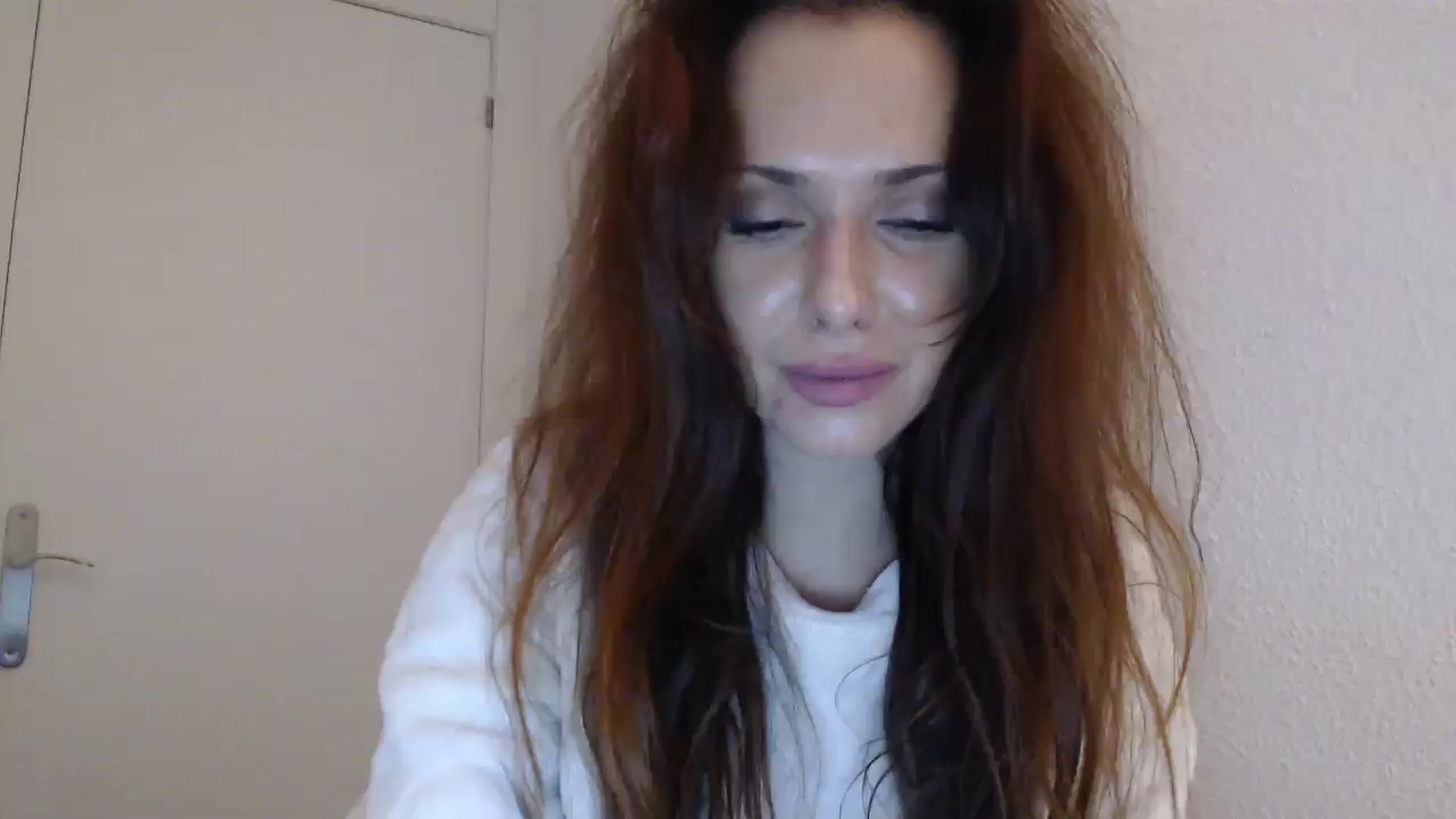 Gallery image thumbnail from ItsLizi's myfreecams stream on, 01/03/2026, 24:24 image 1 of 20