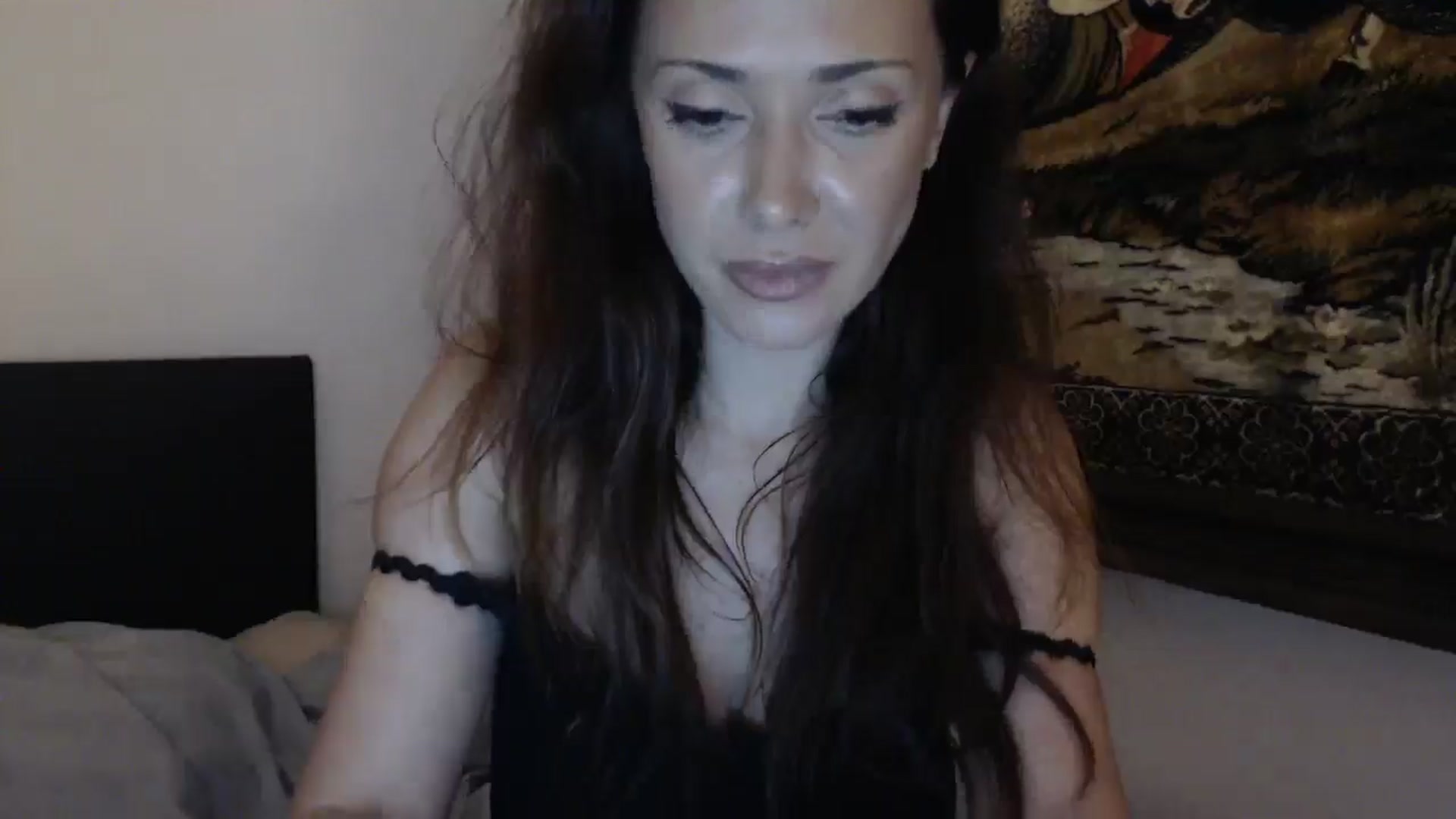 Gallery image thumbnail from ItsLizi's myfreecams stream on, 01/14/2026, 18:24 image 2 of 20