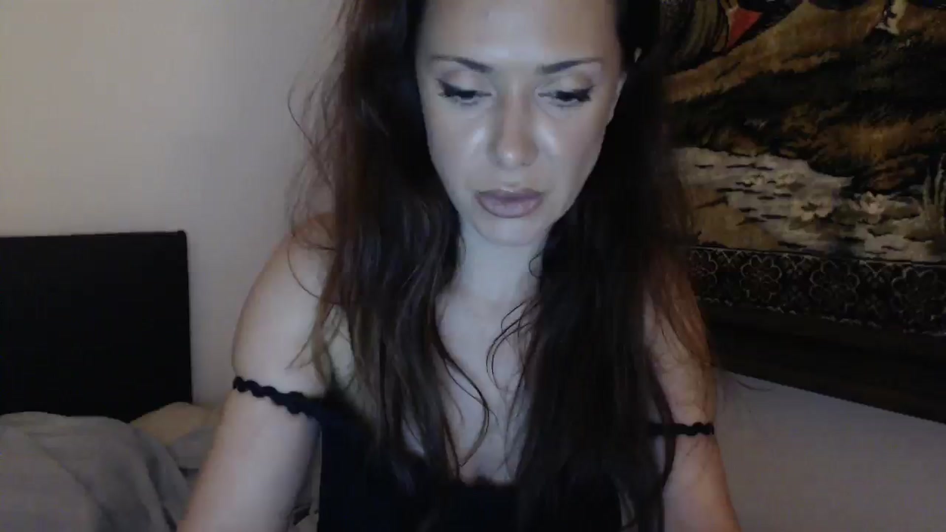 Gallery image thumbnail from ItsLizi's myfreecams stream on, 01/14/2026, 18:24 image 6 of 20