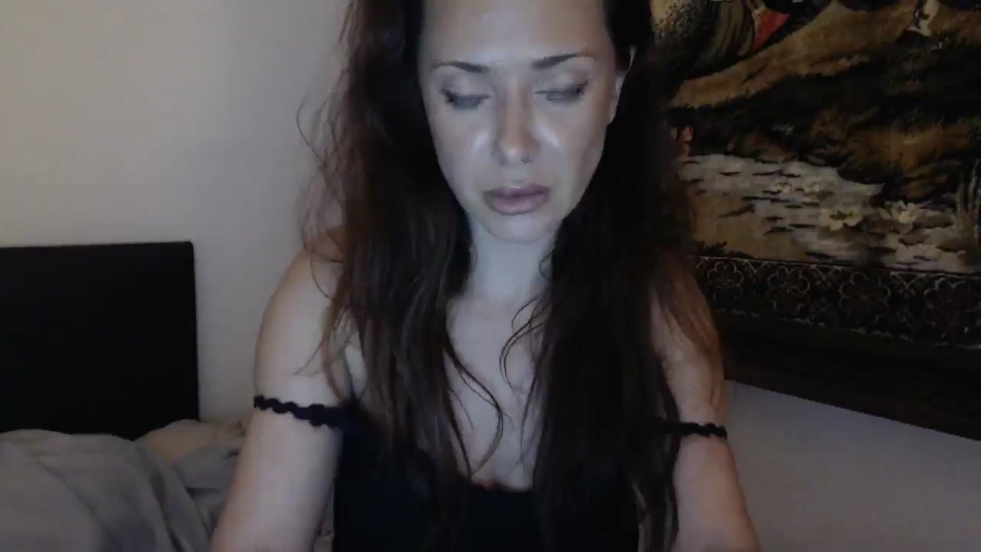 Gallery image thumbnail from ItsLizi's myfreecams stream on, 01/14/2026, 18:24 image 5 of 20