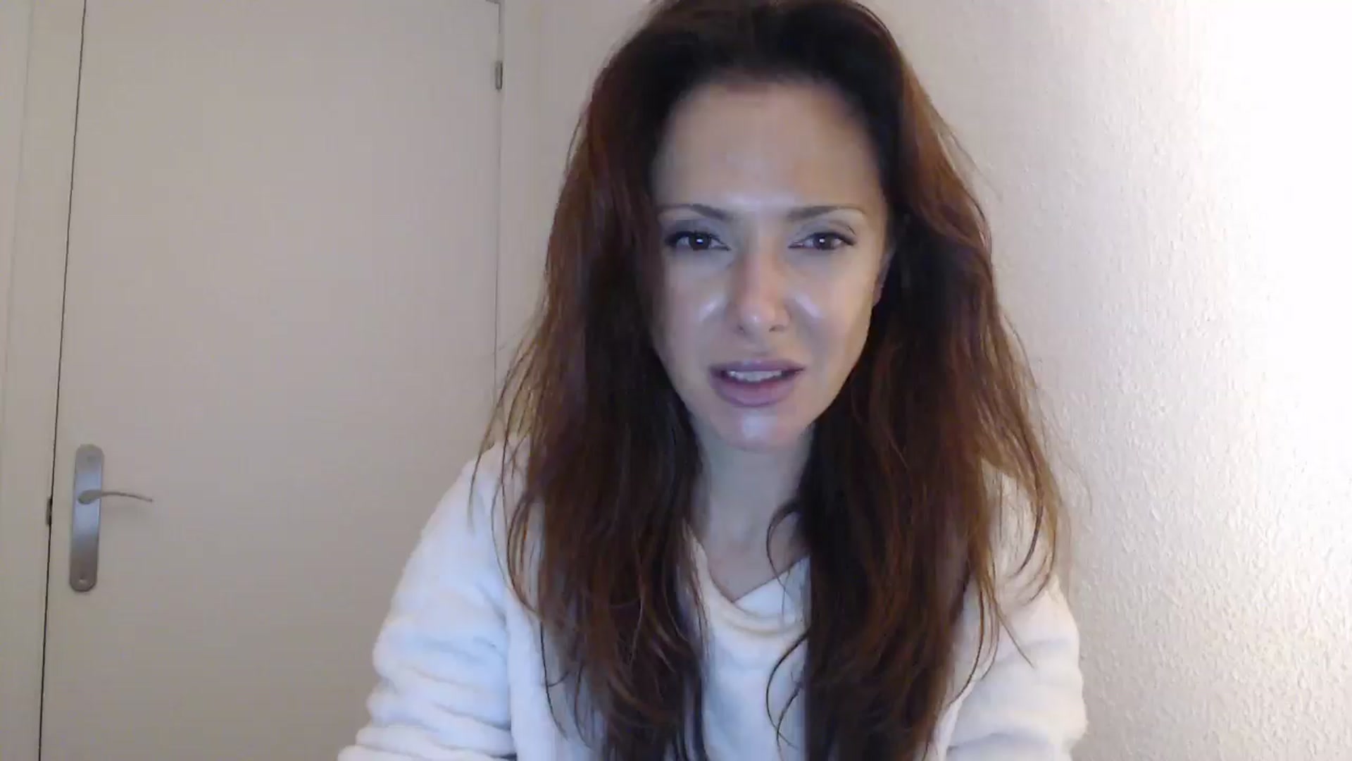 Gallery image thumbnail from ItsLizi's myfreecams stream on, 02/01/2026, 18:04 image 18 of 20