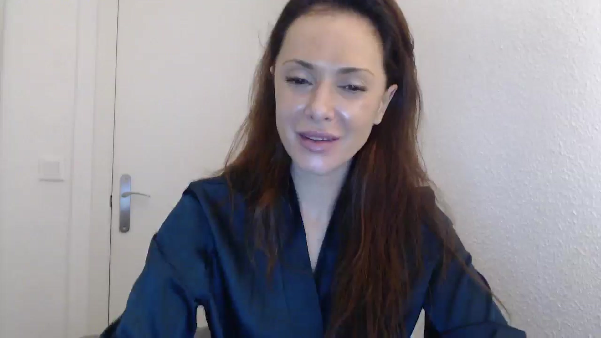 Gallery image thumbnail from ItsLizi's myfreecams stream on, 02/04/2026, 22:42 image 19 of 20