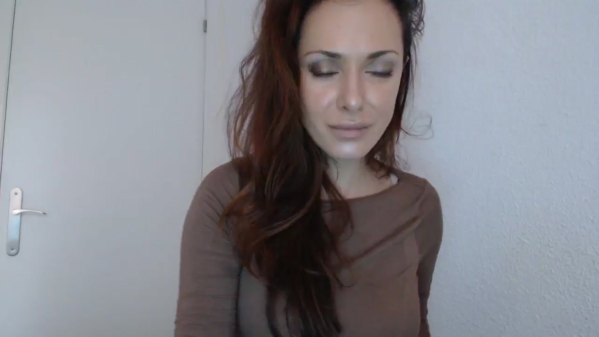 Gallery image thumbnail from ItsLizi's myfreecams stream on, 02/07/2026, 16:23 image 11 of 20