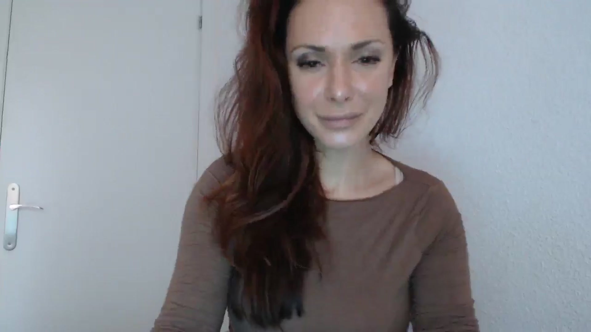 Gallery image thumbnail from ItsLizi's myfreecams stream on, 02/07/2026, 16:23 image 9 of 20