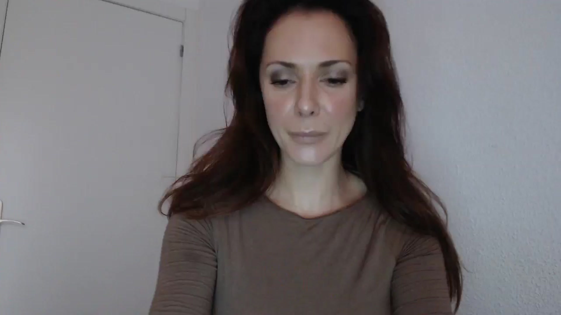 Gallery image thumbnail from ItsLizi's myfreecams stream on, 02/07/2026, 16:55 image 1 of 20