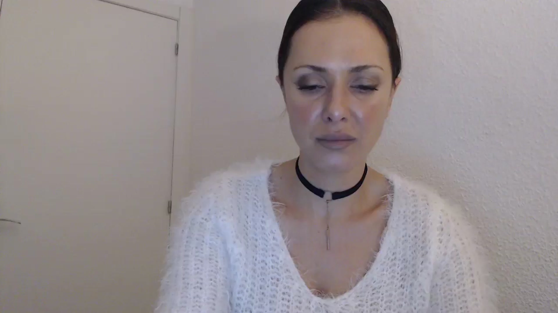 Gallery image thumbnail from ItsLizi's myfreecams stream on, 02/07/2026, 20:13 image 11 of 20