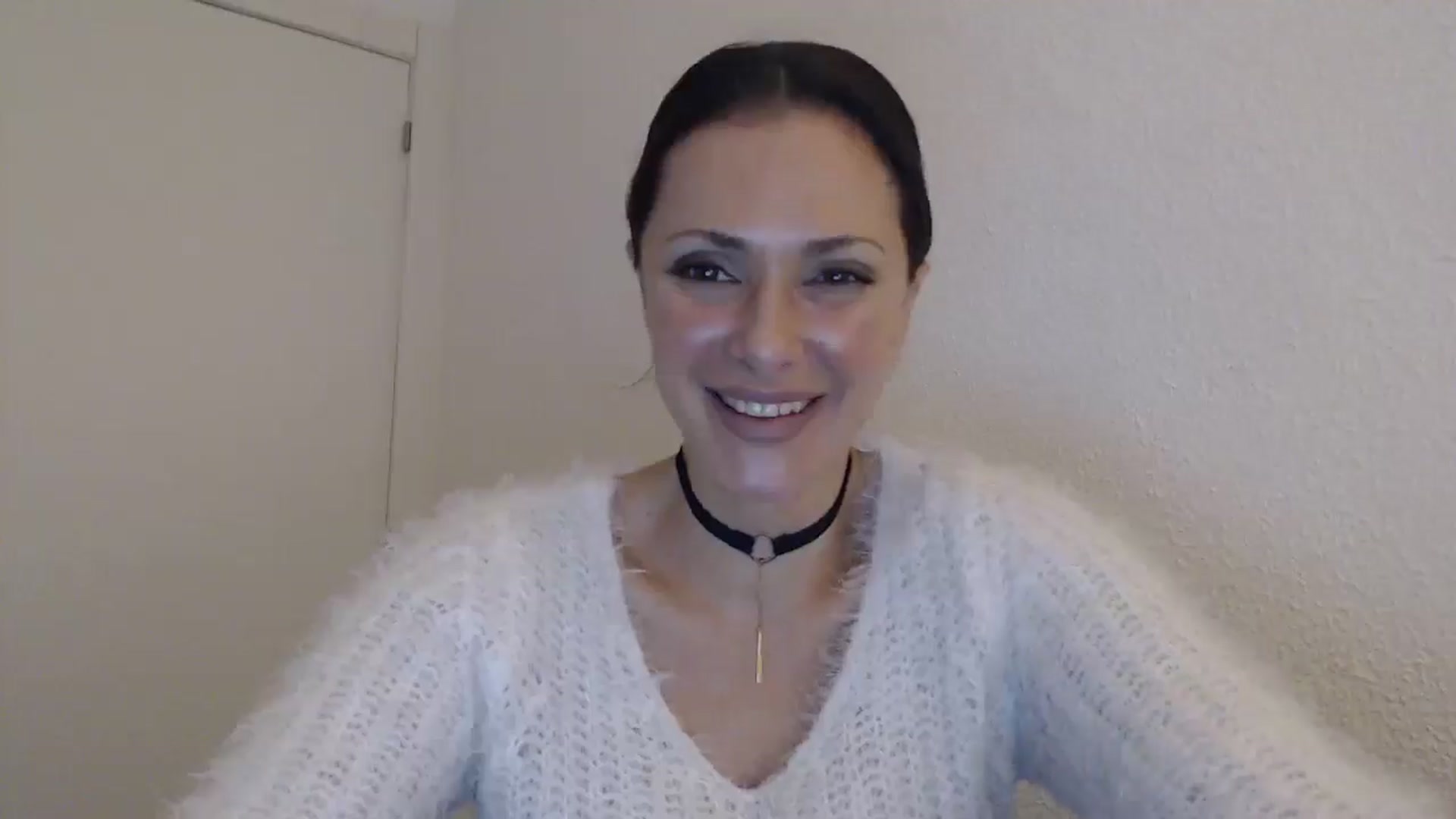 Gallery image thumbnail from ItsLizi's myfreecams stream on, 02/07/2026, 21:33 image 14 of 20
