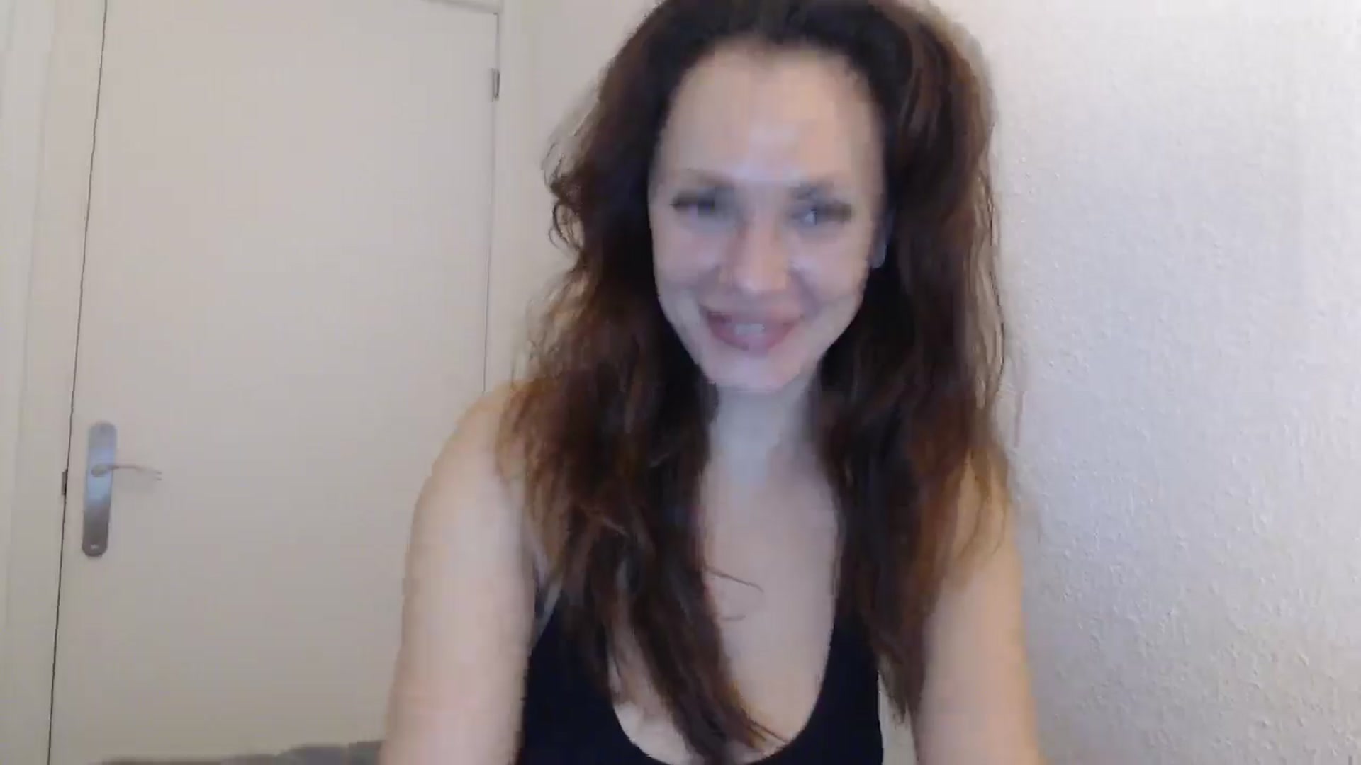 Gallery image thumbnail from ItsLizi's myfreecams stream on, 02/10/2026, 22:50 image 16 of 20
