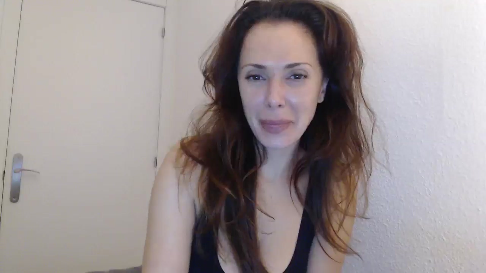 Gallery image thumbnail from ItsLizi's myfreecams stream on, 02/10/2026, 22:50 image 13 of 20