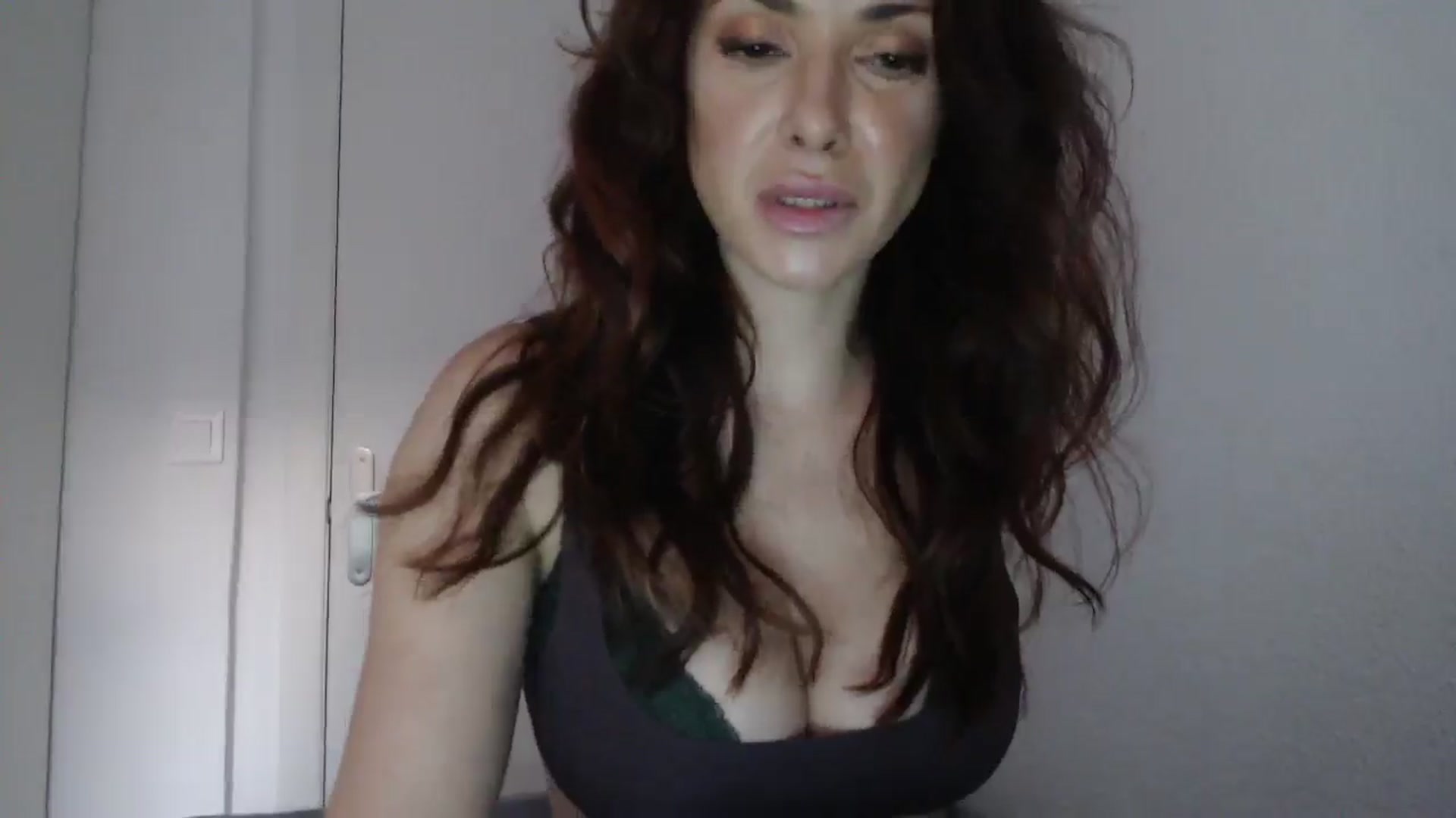 Gallery image thumbnail from ItsLizi's myfreecams stream on, 02/22/2026, 18:14 image 7 of 20