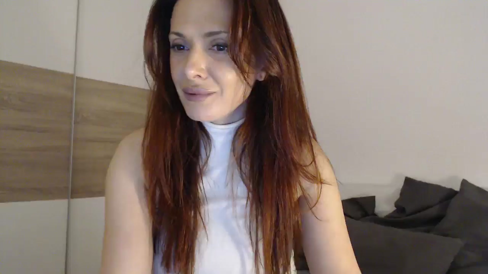 Gallery image thumbnail from ItsLizi's myfreecams stream on, 03/02/2026, 20:49 image 8 of 20