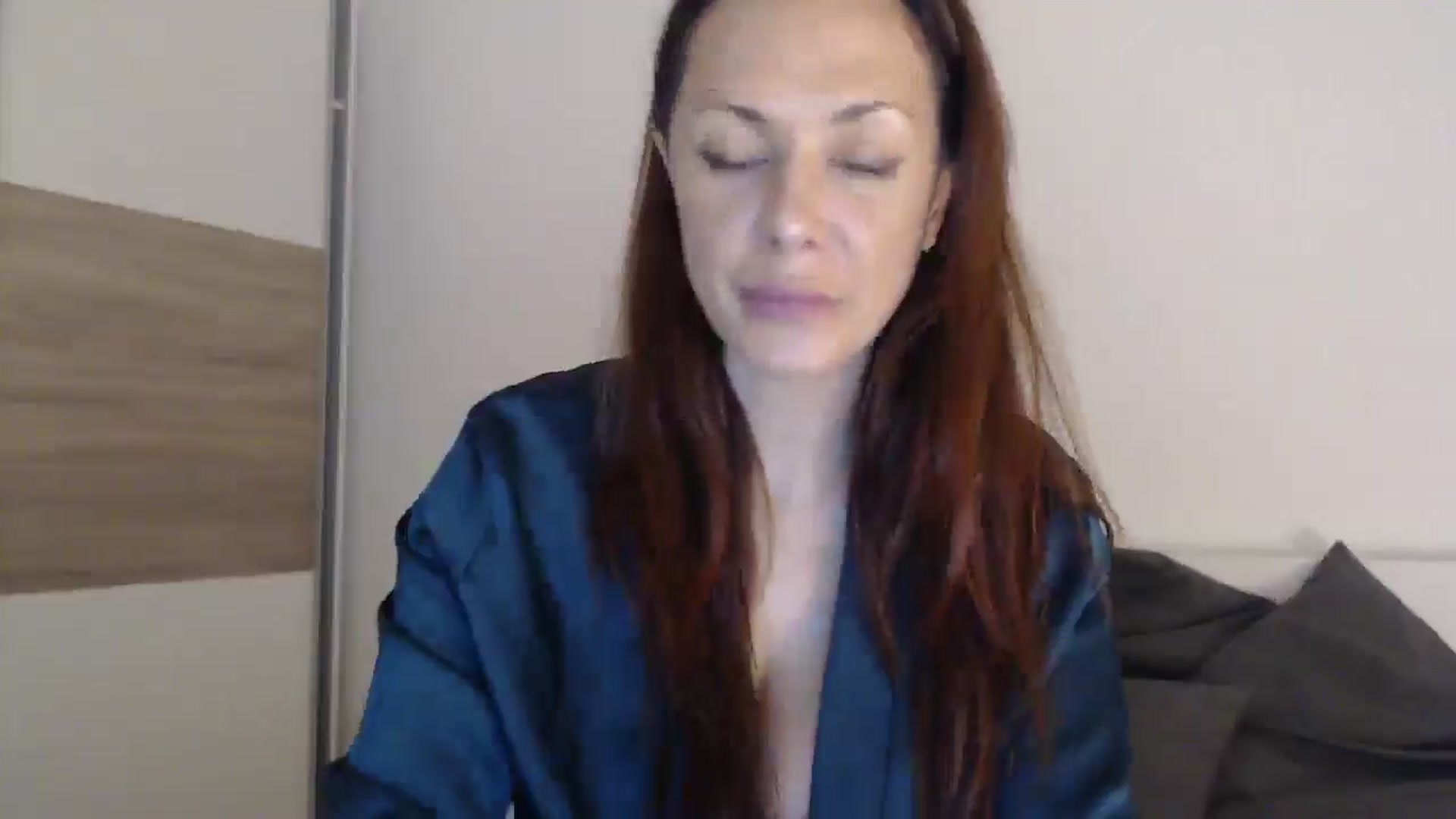 Gallery image thumbnail from ItsLizi's myfreecams stream on, 03/03/2026, 16:13 image 14 of 20