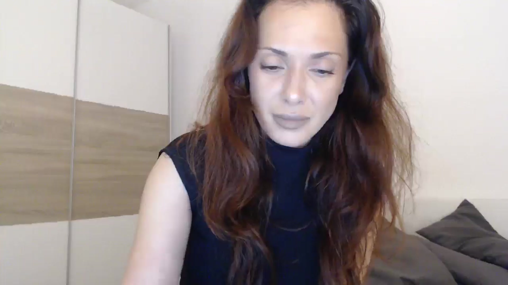 Gallery image thumbnail from ItsLizi's myfreecams stream on, 03/11/2026, 22:05 image 17 of 20