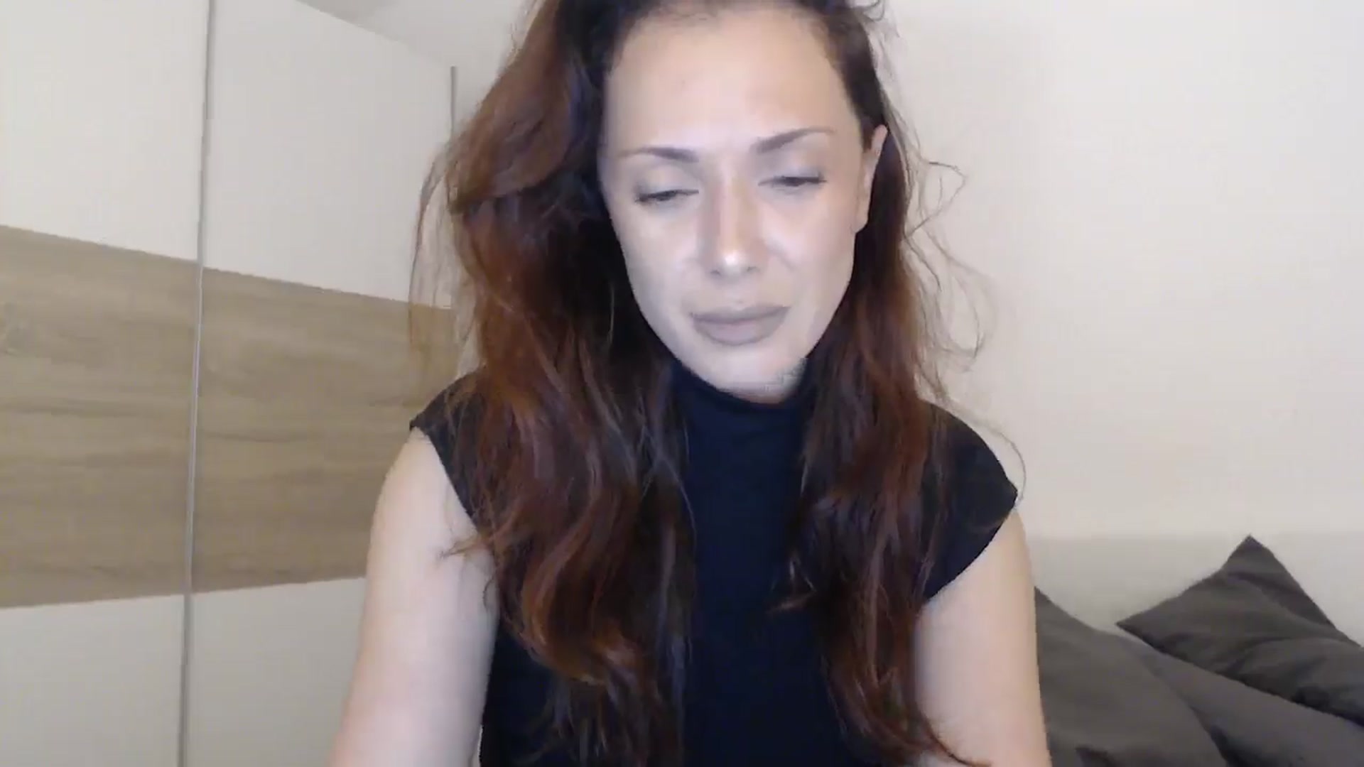Gallery image thumbnail from ItsLizi's myfreecams stream on, 03/11/2026, 22:05 image 8 of 20