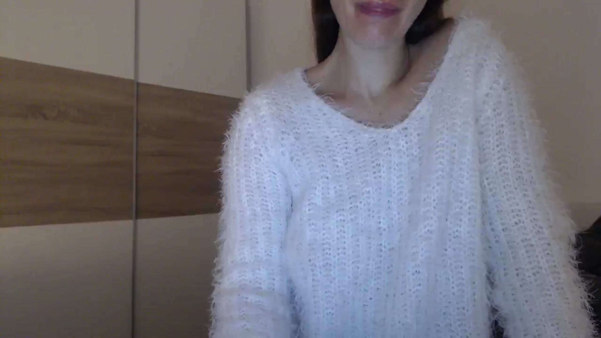 Gallery image thumbnail from ItsLizi's myfreecams stream on, 03/14/2026, 23:52 image 13 of 20