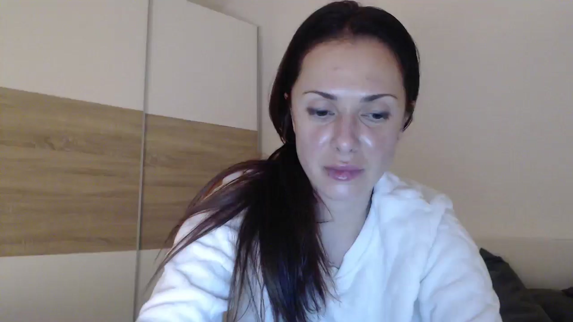 Gallery image thumbnail from ItsLizi's myfreecams stream on, 03/17/2026, 23:15 image 17 of 20