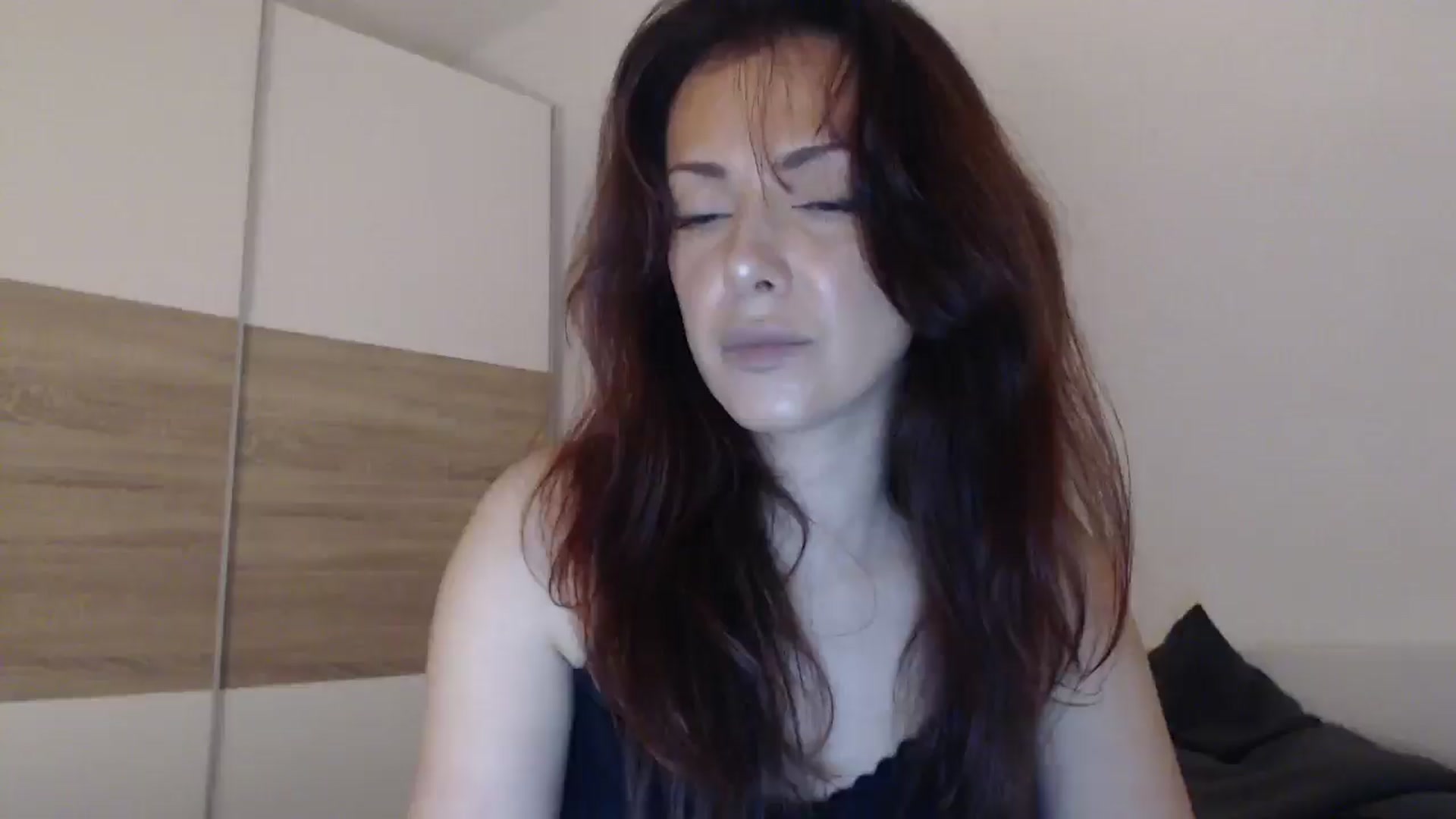 Gallery image thumbnail from ItsLizi's myfreecams stream on, 03/24/2026, 15:56 image 11 of 20