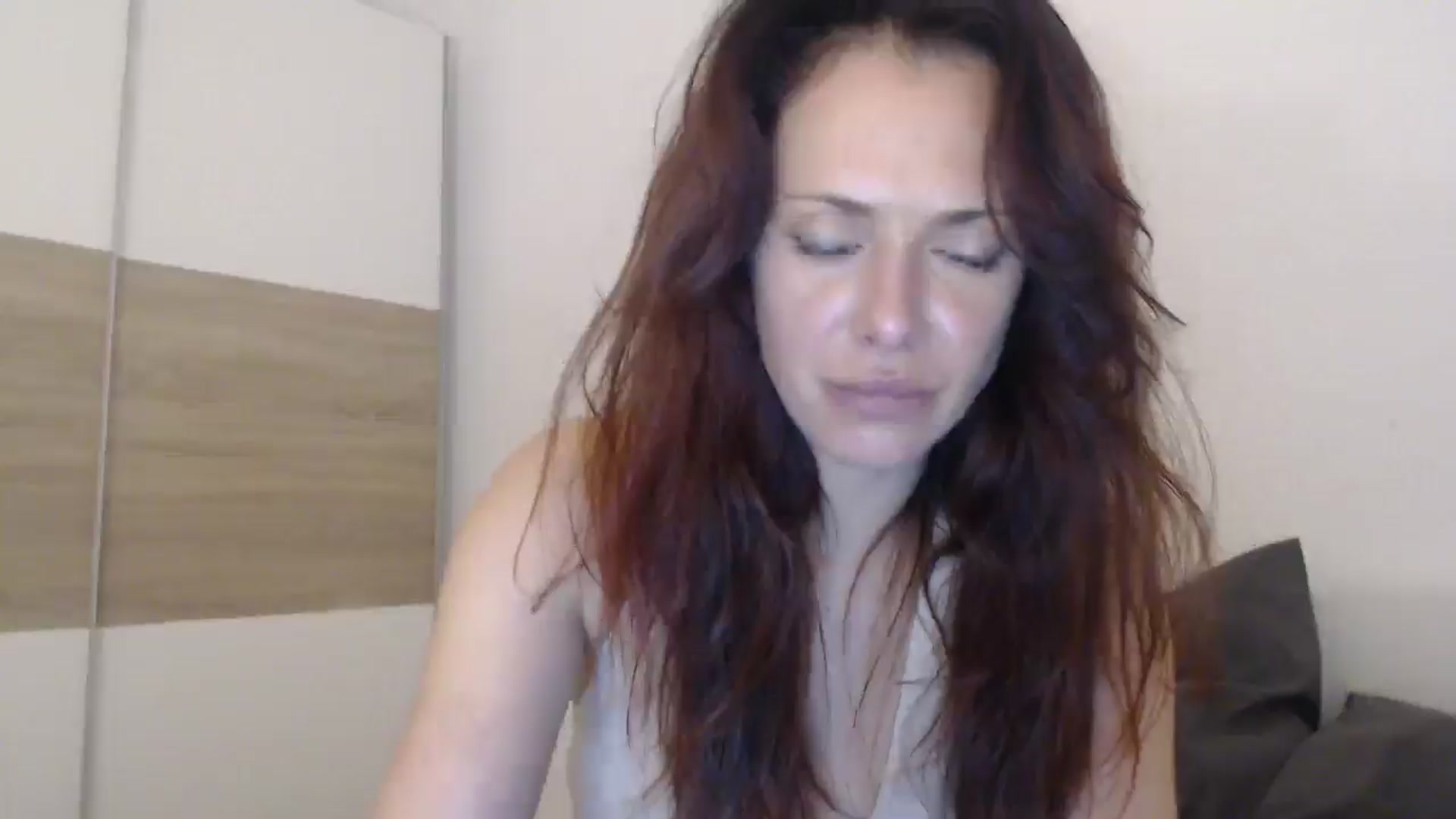 Gallery image thumbnail from ItsLizi's myfreecams stream on, 03/31/2026, 22:46 image 16 of 20