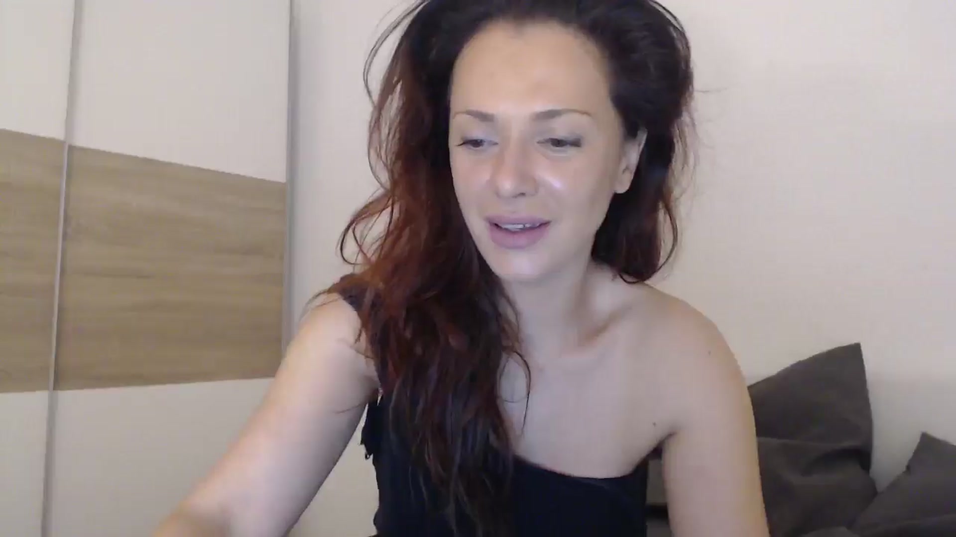 Gallery image thumbnail from ItsLizi's myfreecams stream on, 04/01/2026, 13:52 image 20 of 20