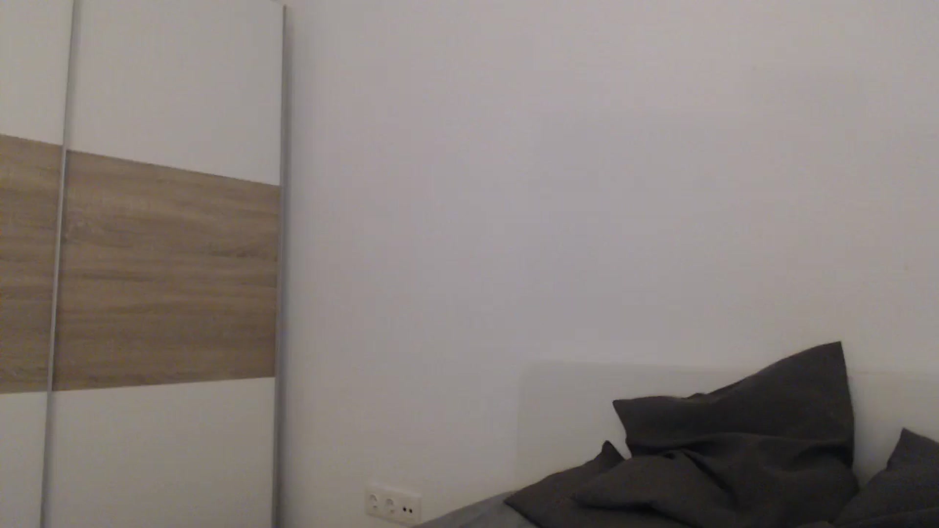 Gallery image thumbnail from ItsLizi's myfreecams stream on, 04/01/2026, 14:35 image 1 of 20