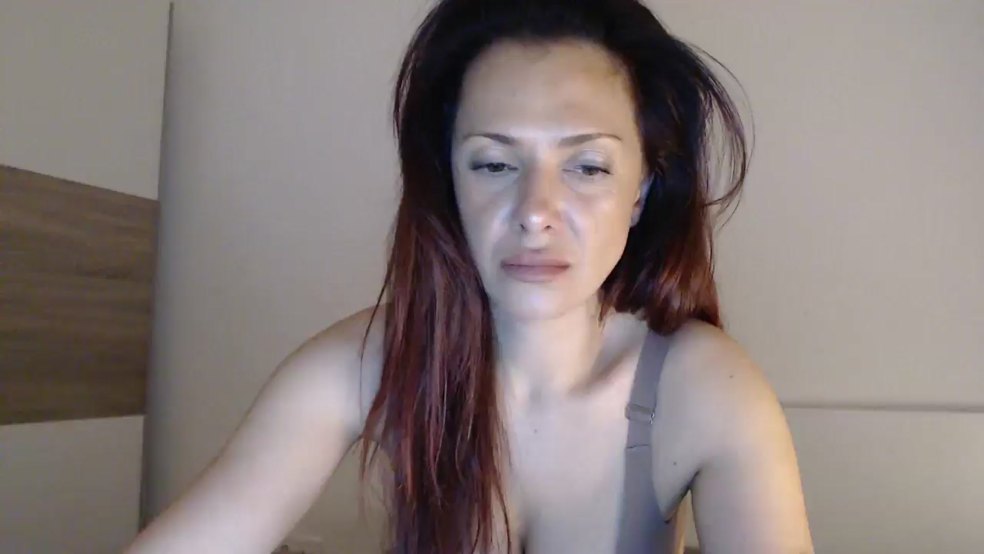 Gallery image thumbnail from ItsLizi's myfreecams stream on, 04/07/2026, 21:42 image 5 of 20