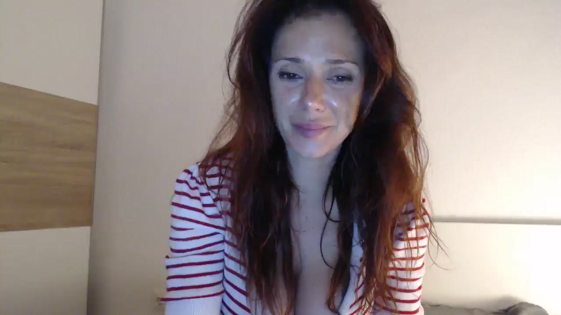 Gallery image thumbnail from ItsLizi's myfreecams stream on, 04/10/2026, 21:30 image 15 of 20