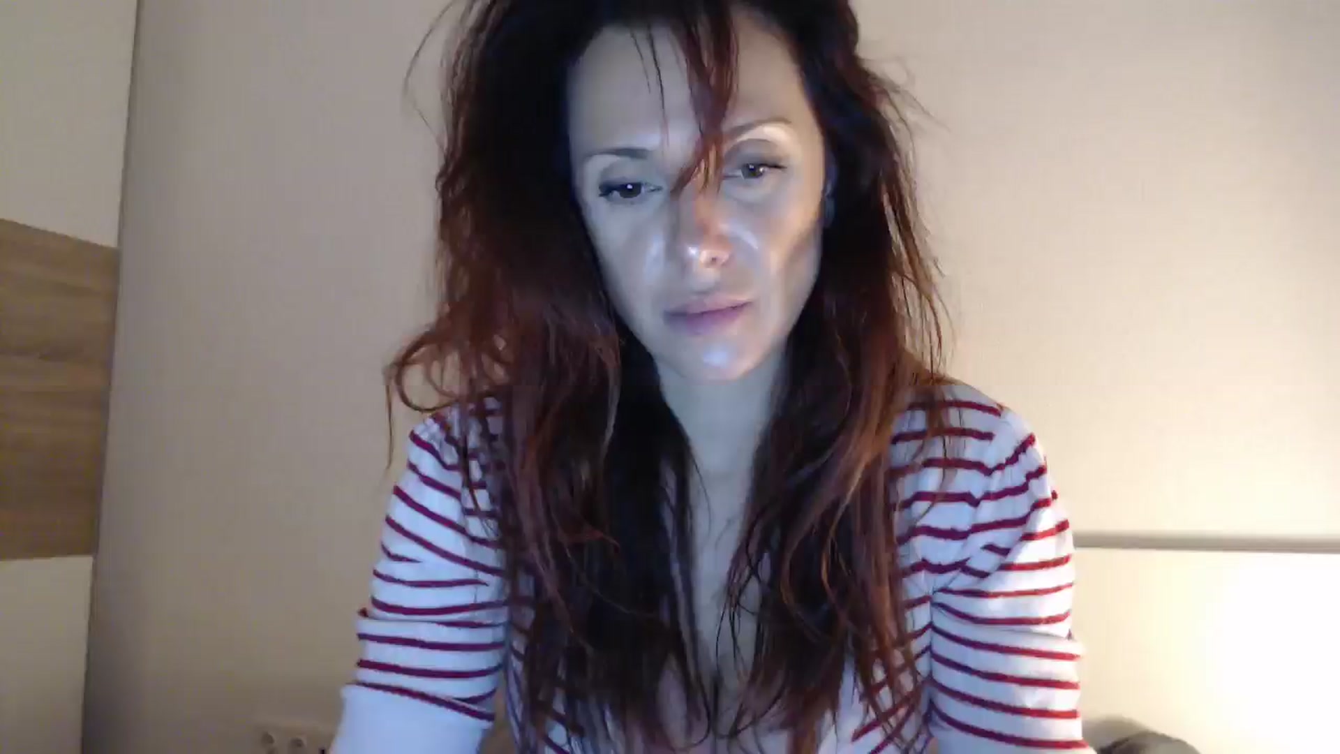 Gallery image thumbnail from ItsLizi's myfreecams stream on, 04/10/2026, 21:30 image 1 of 20