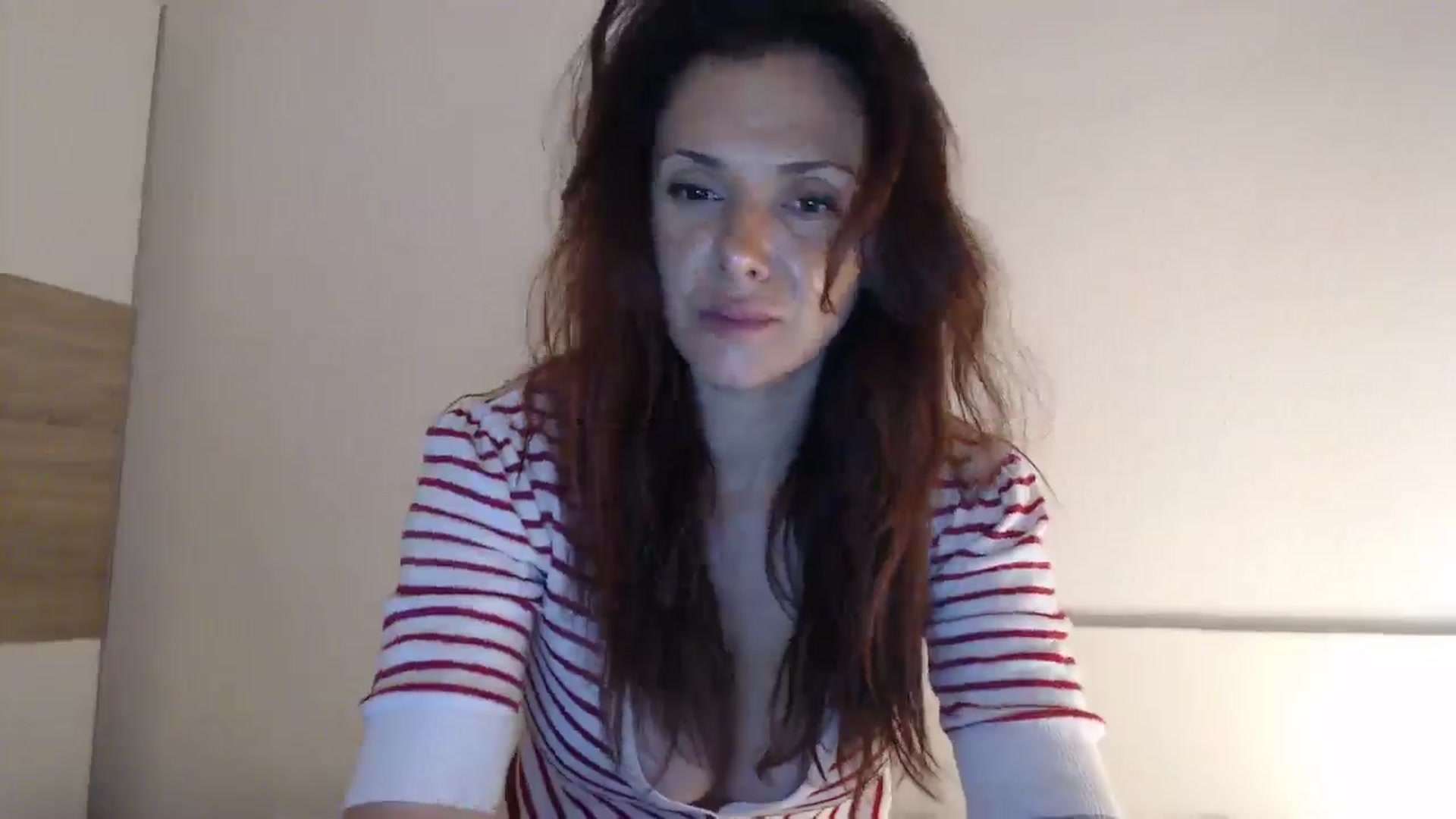 Gallery image thumbnail from ItsLizi's myfreecams stream on, 04/10/2026, 21:30 image 4 of 20