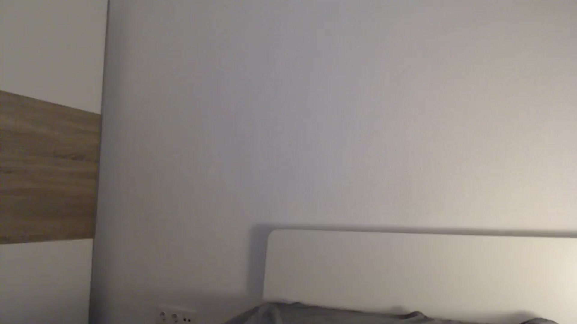 Gallery image thumbnail from ItsLizi's myfreecams stream on, 04/10/2026, 21:52 image 19 of 20