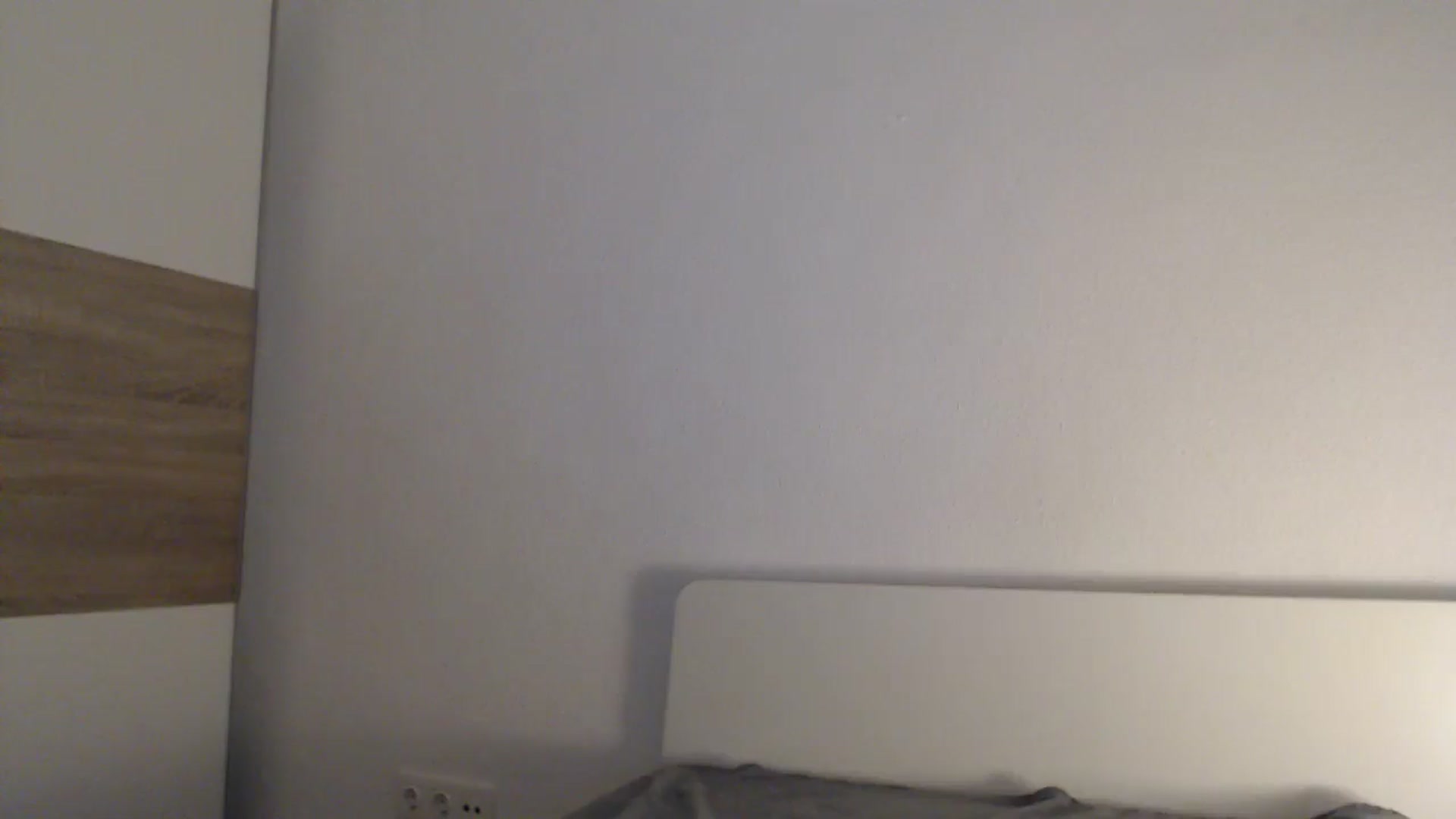Gallery image thumbnail from ItsLizi's myfreecams stream on, 04/10/2026, 21:52 image 17 of 20