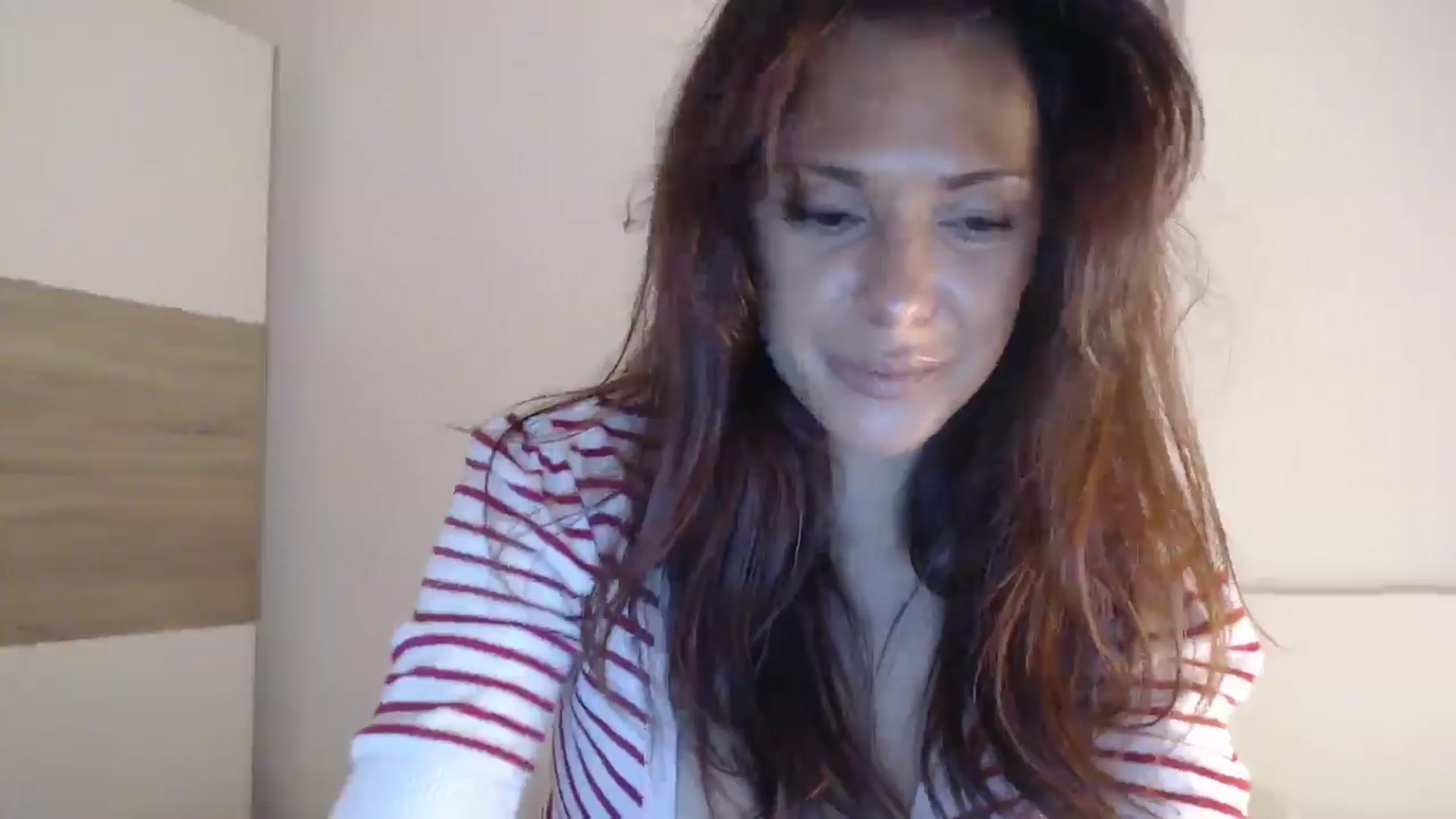 Gallery image thumbnail from ItsLizi's myfreecams stream on, 04/14/2026, 16:17 image 19 of 20