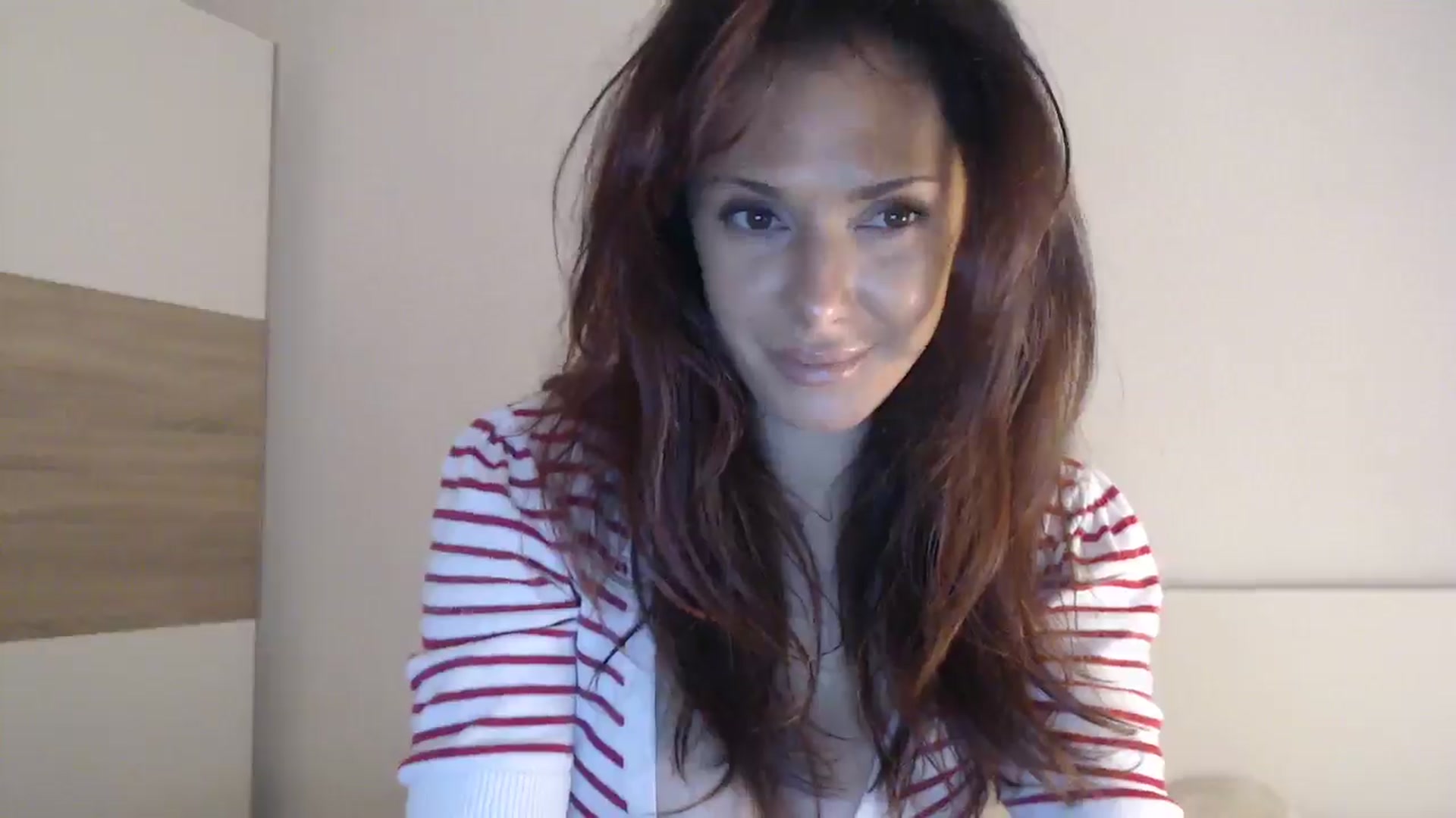 Gallery image thumbnail from ItsLizi's myfreecams stream on, 04/14/2026, 16:17 image 7 of 20