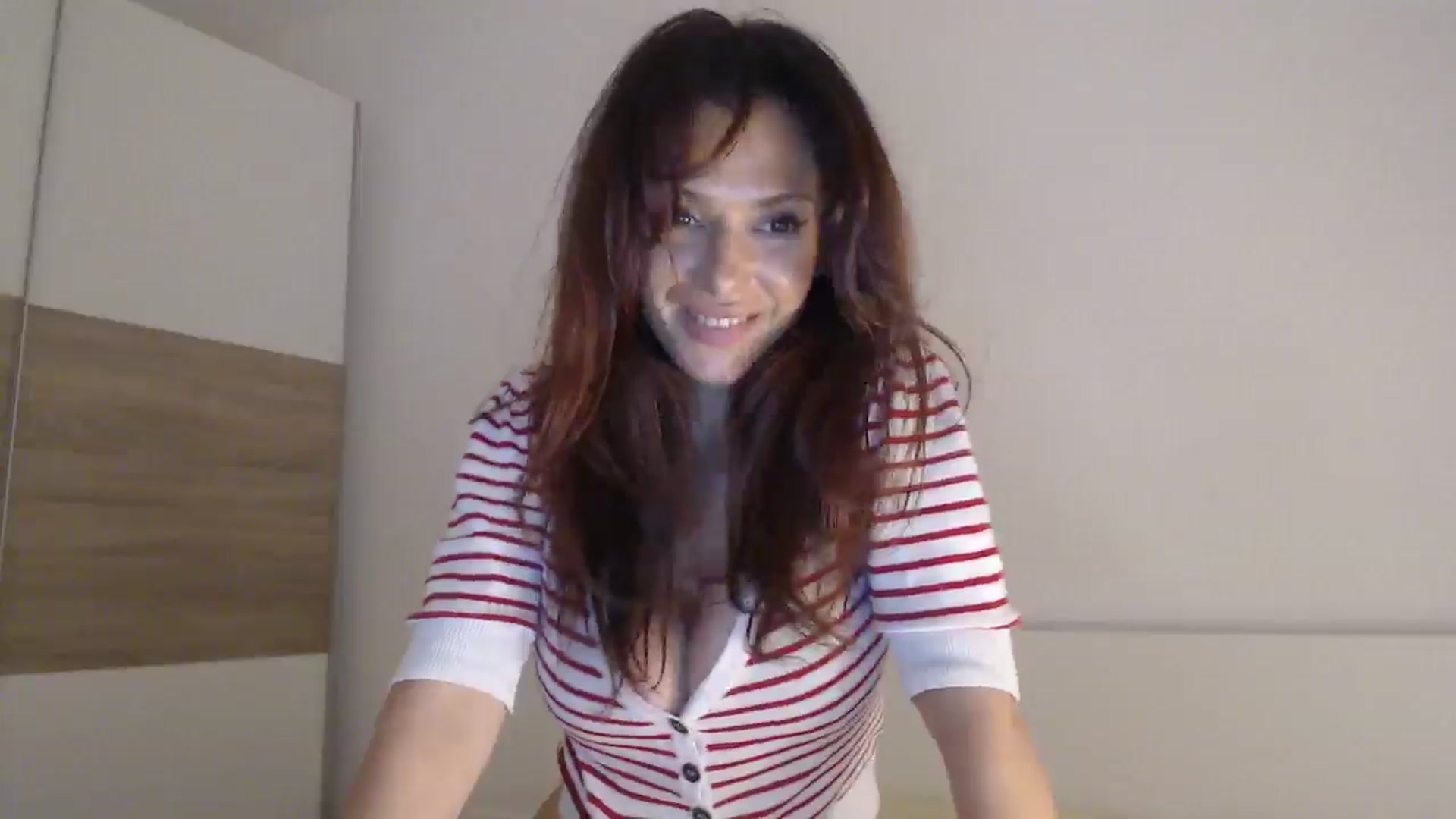 Gallery image thumbnail from ItsLizi's myfreecams stream on, 04/14/2026, 20:50 image 5 of 20