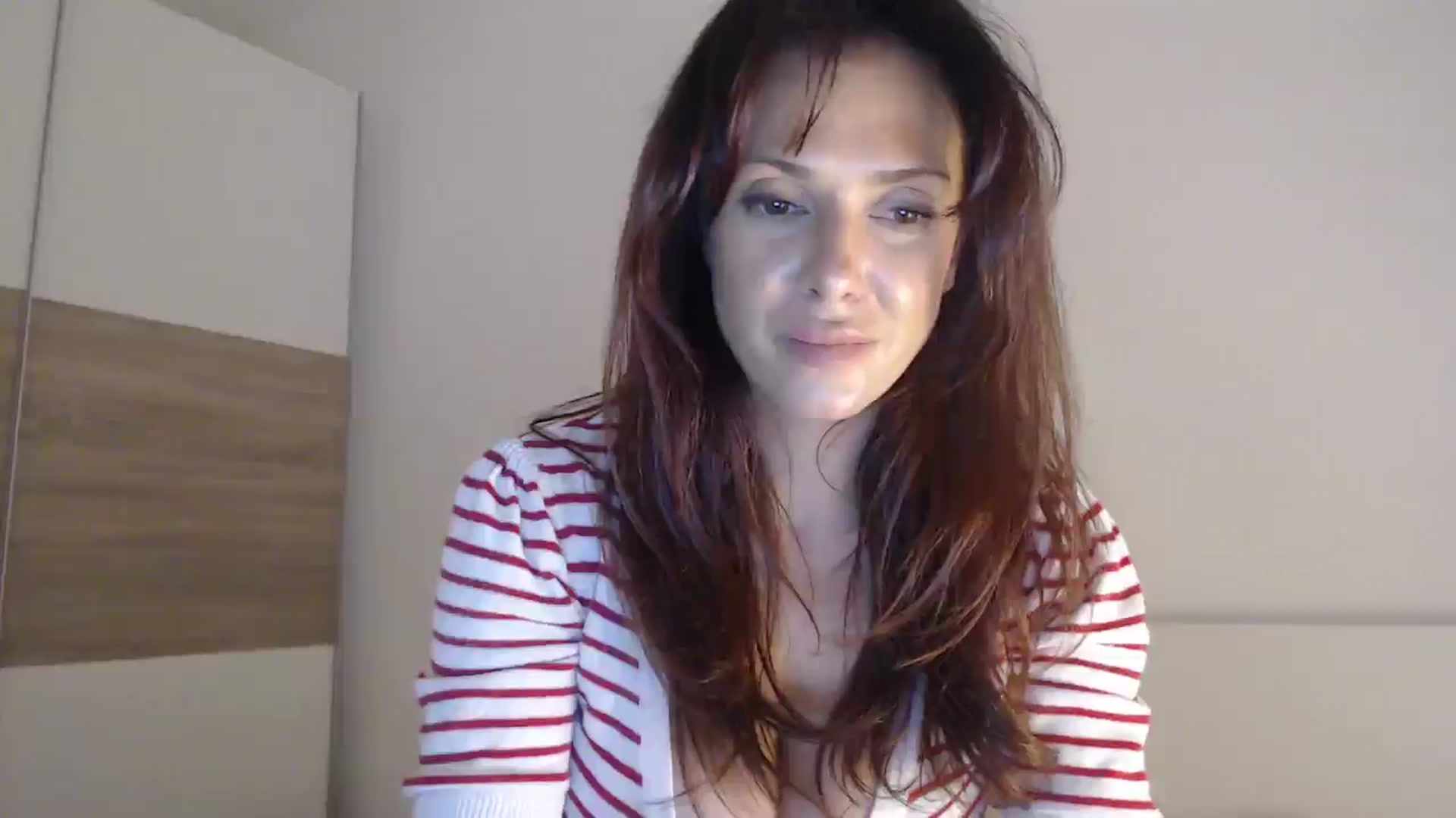 Gallery image thumbnail from ItsLizi's myfreecams stream on, 04/14/2026, 20:50 image 2 of 20